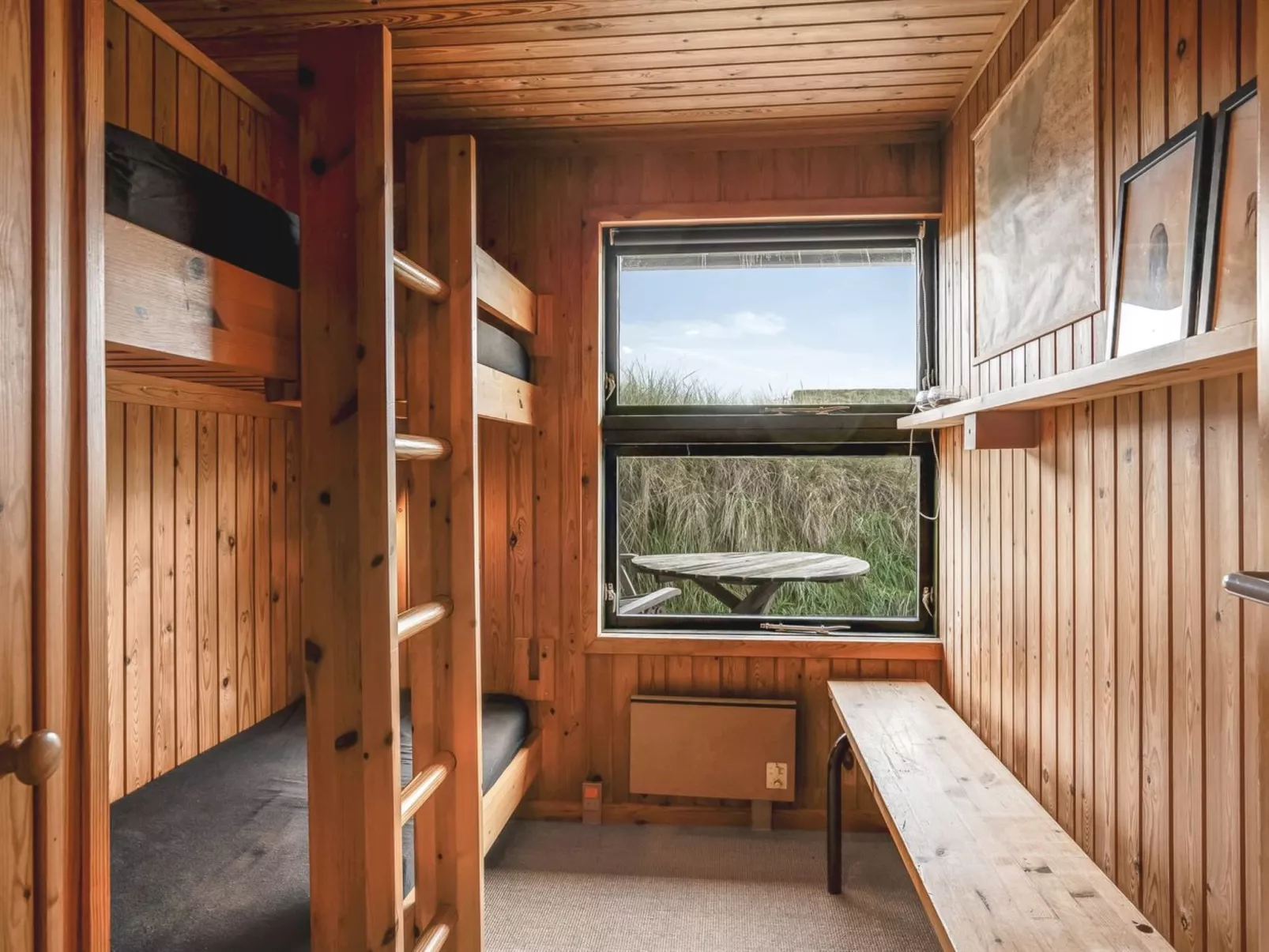 "Hunved" - 500m from the sea-Binnen