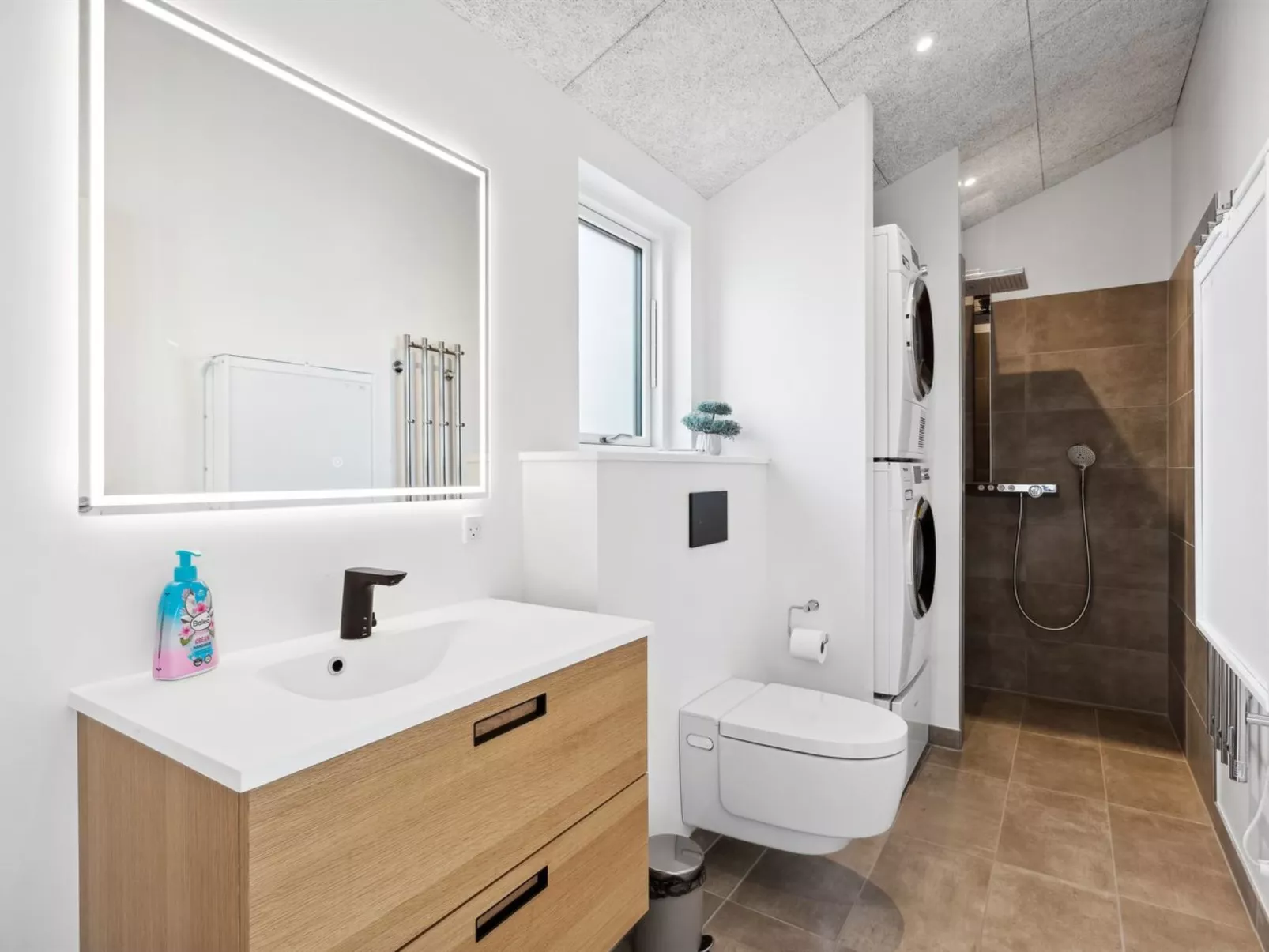 "Makedon" - 4.5km from the sea-Binnen