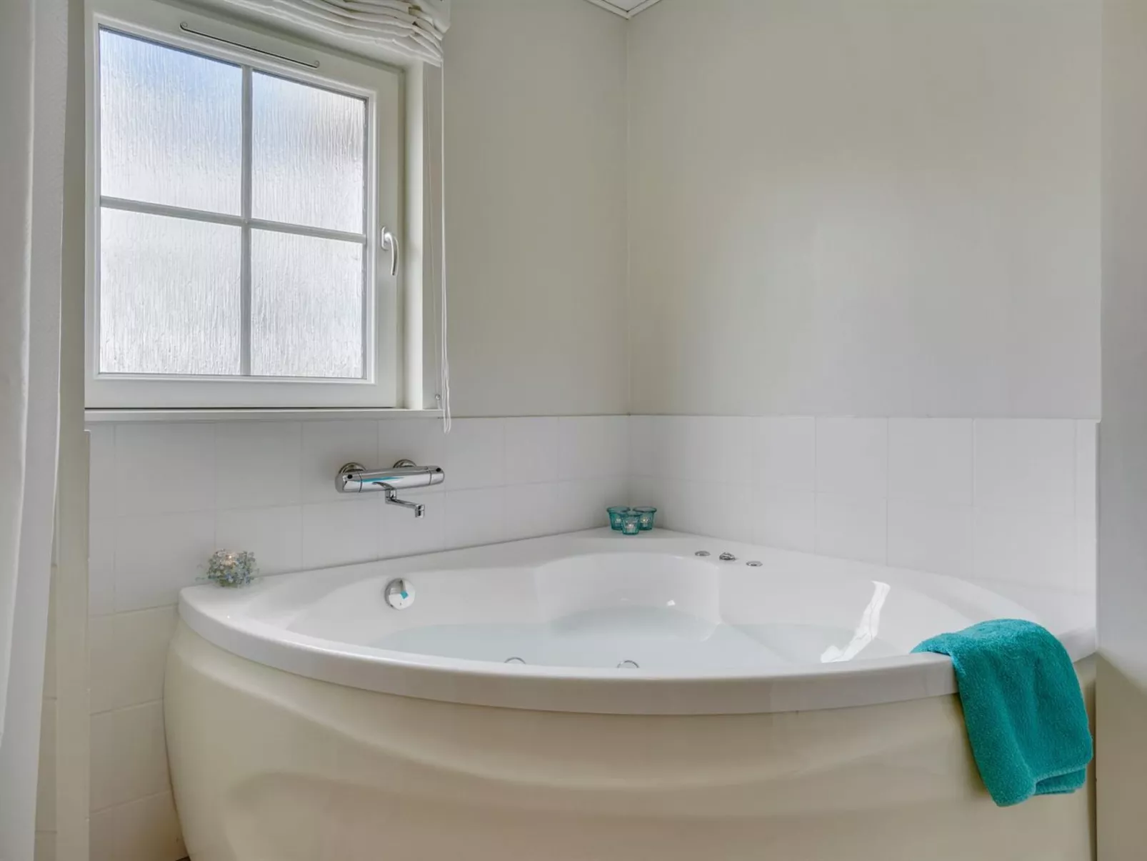 "Eike" - 250m from the sea-Binnen