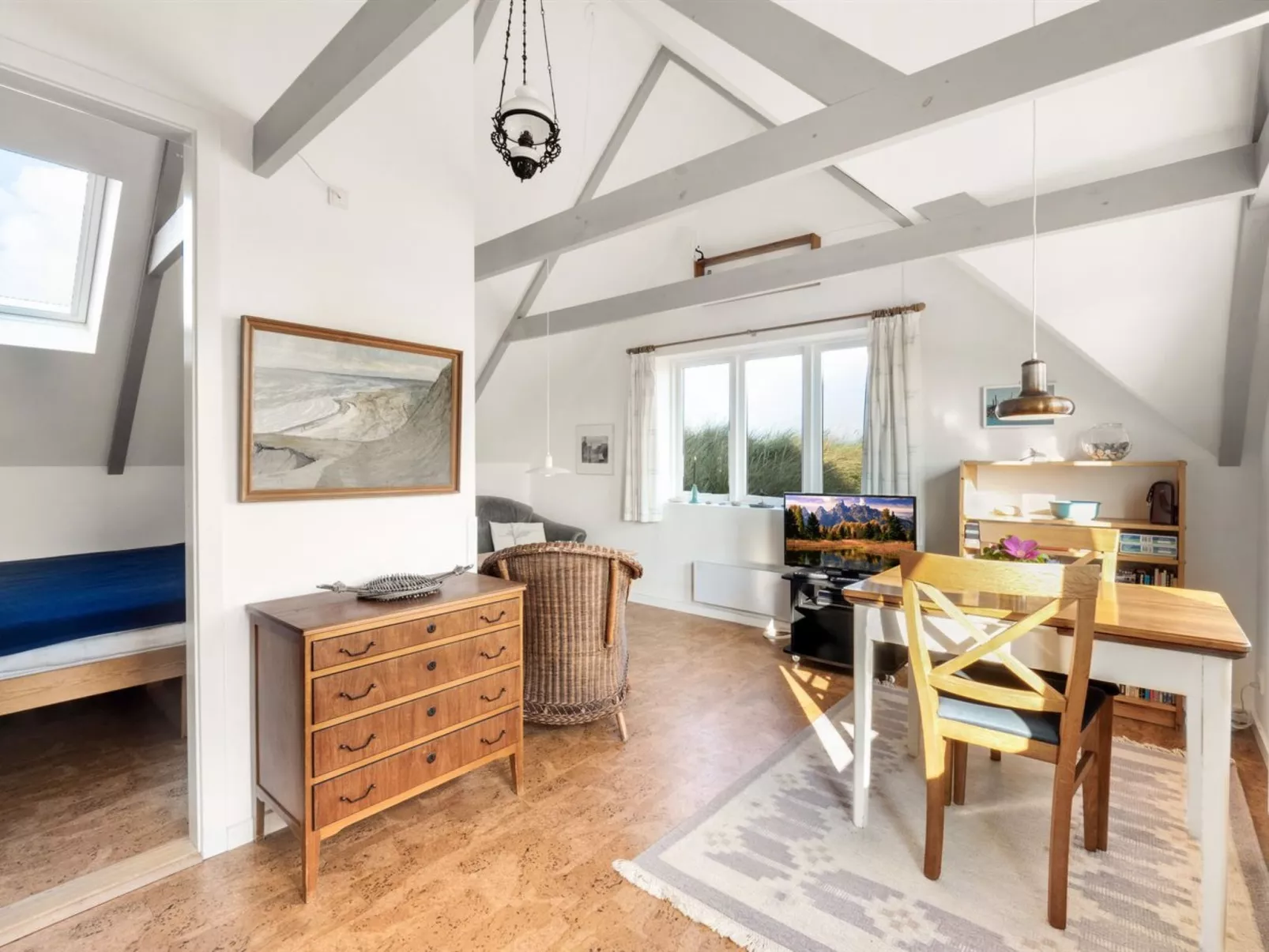 "Ebba" - 25m from the sea-Binnen