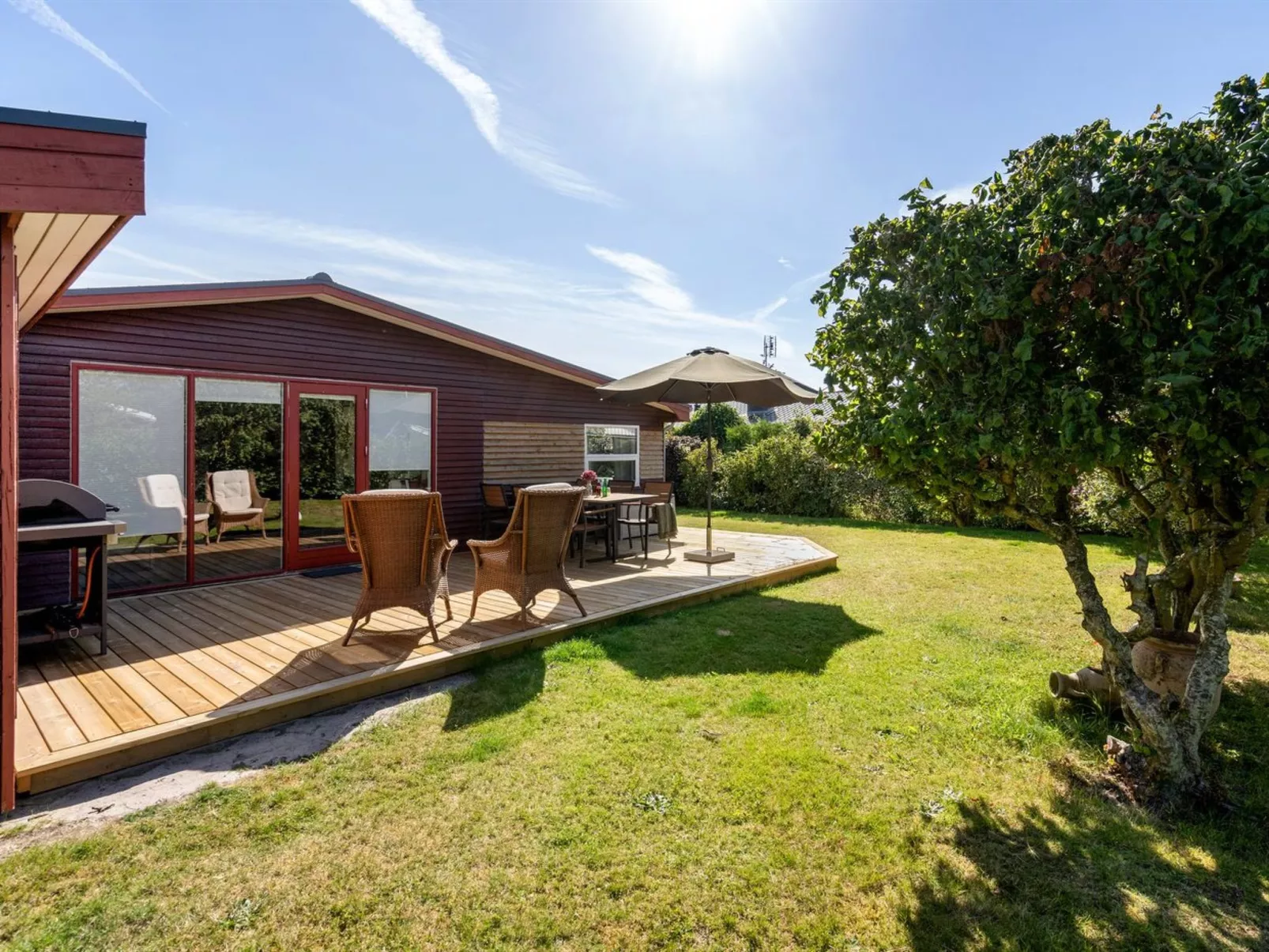 "Sveina" - 600m from the sea-Buiten