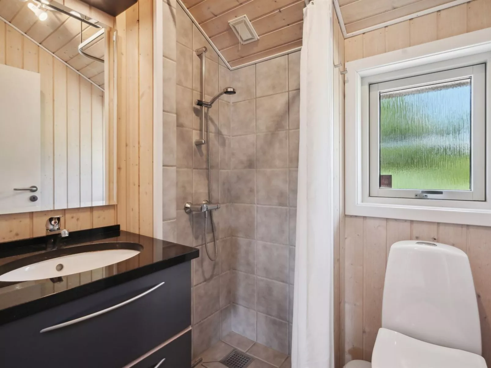 "Athalia" - 2.4km from the sea-Binnen