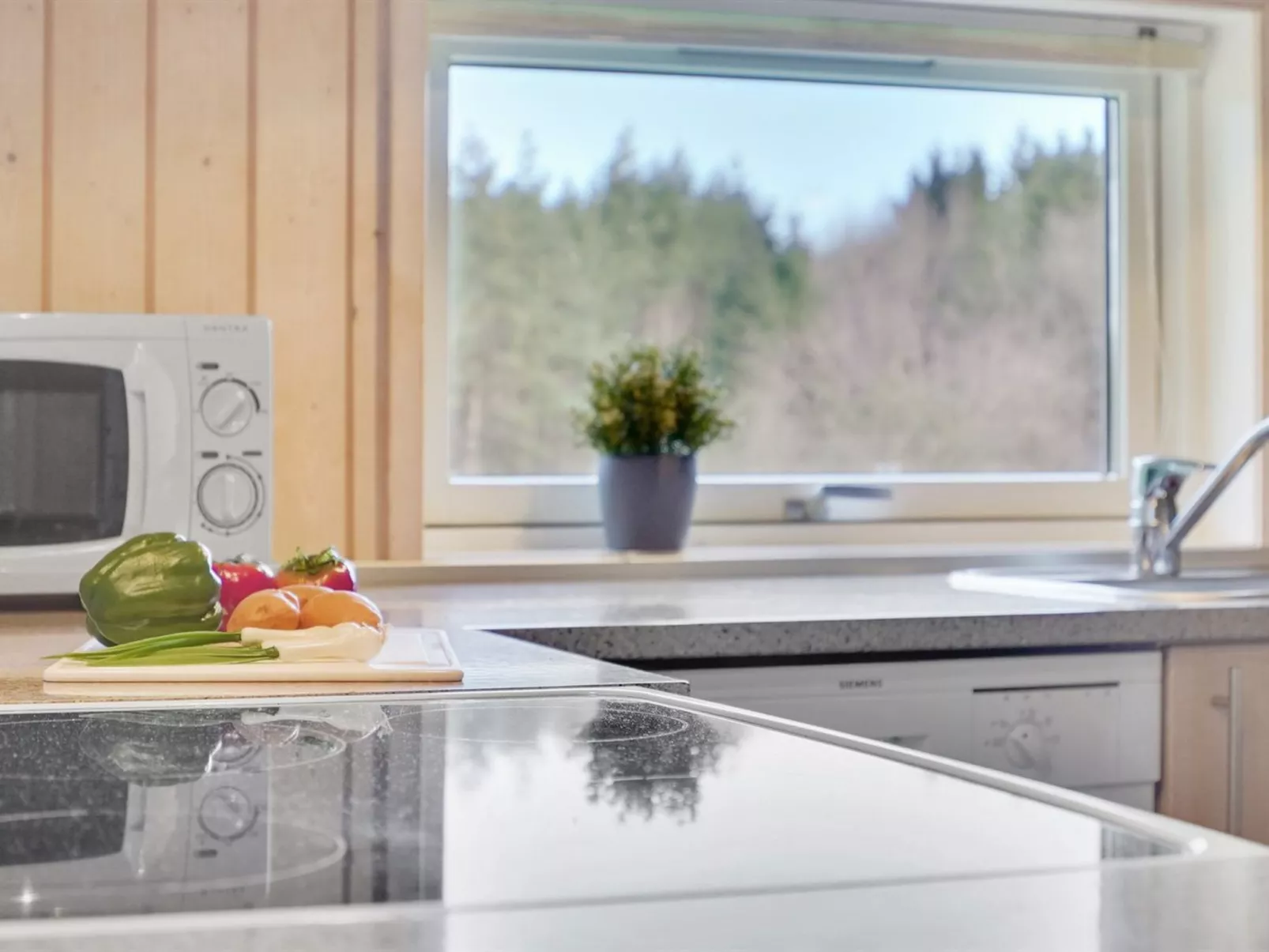 "Lisel" - 25km from the sea-Binnen