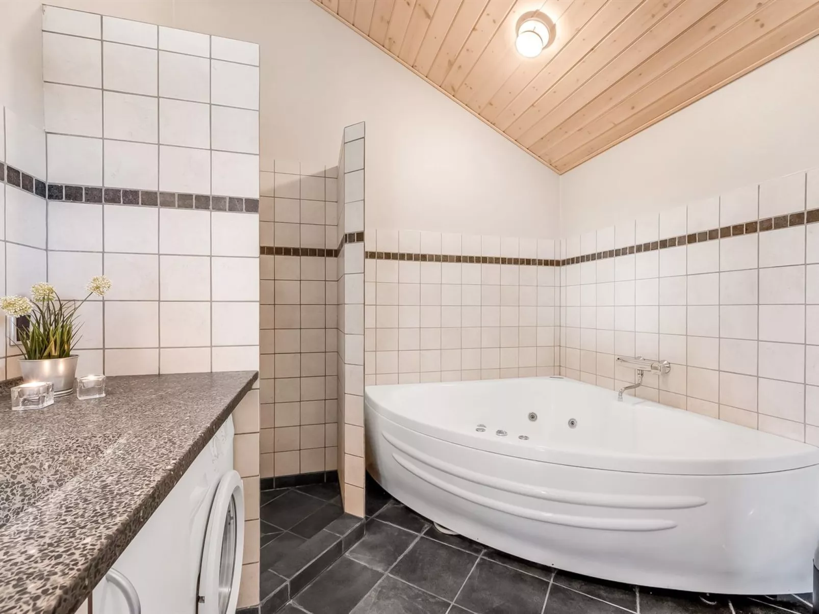 "Cristine" - 400m from the sea-Binnen