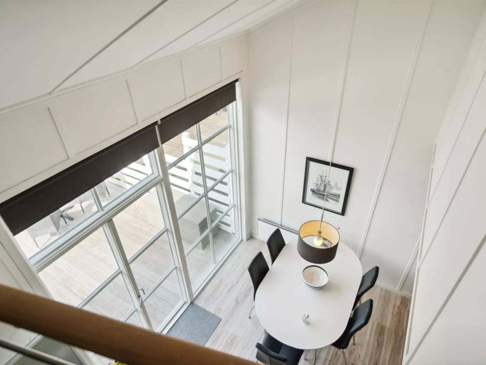 "Nalle" - 5m from the sea-Binnen