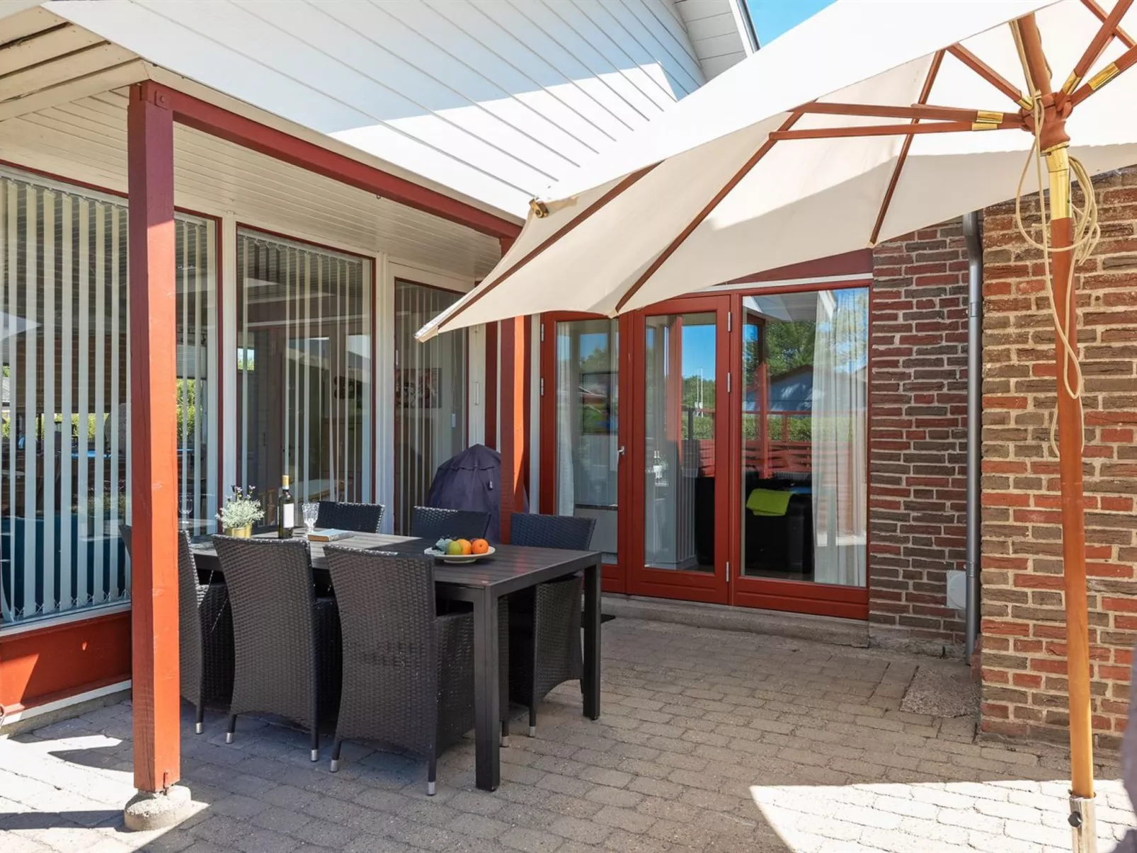 "Birge" - 200m from the sea-Buiten