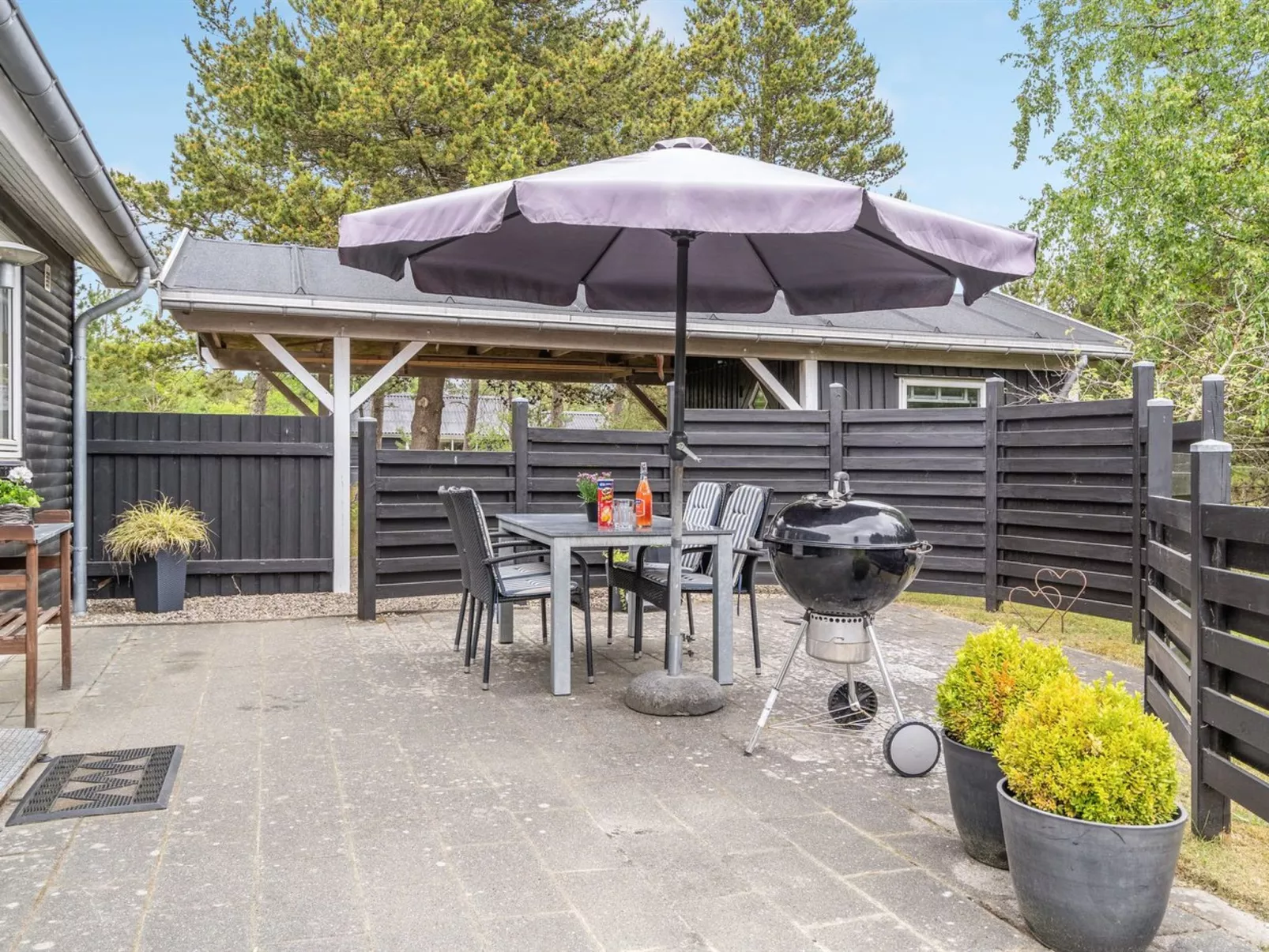 "Bjarka" - 2.9km from the sea-Buiten