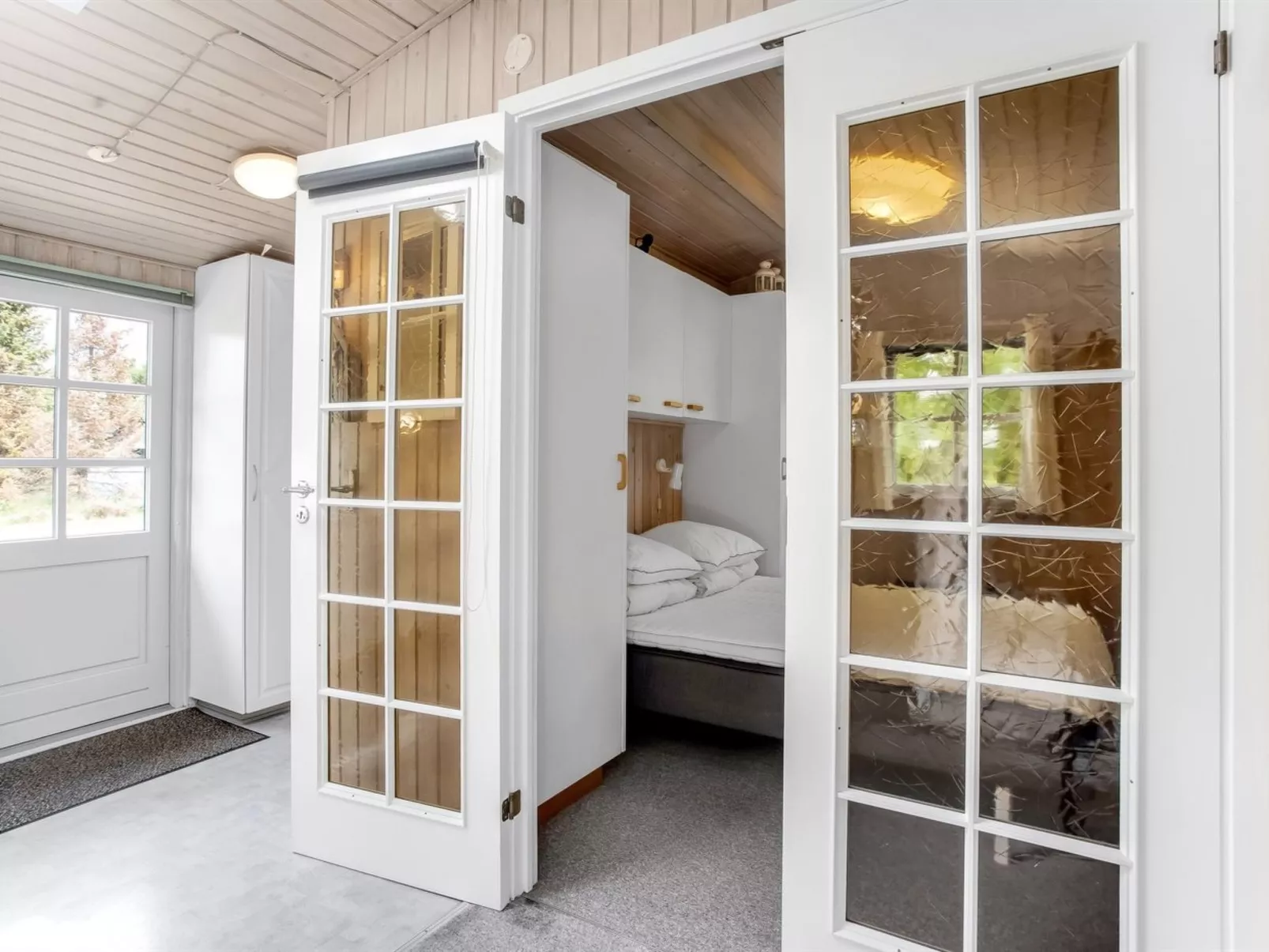 "Sessa" - 800m from the sea-Binnen