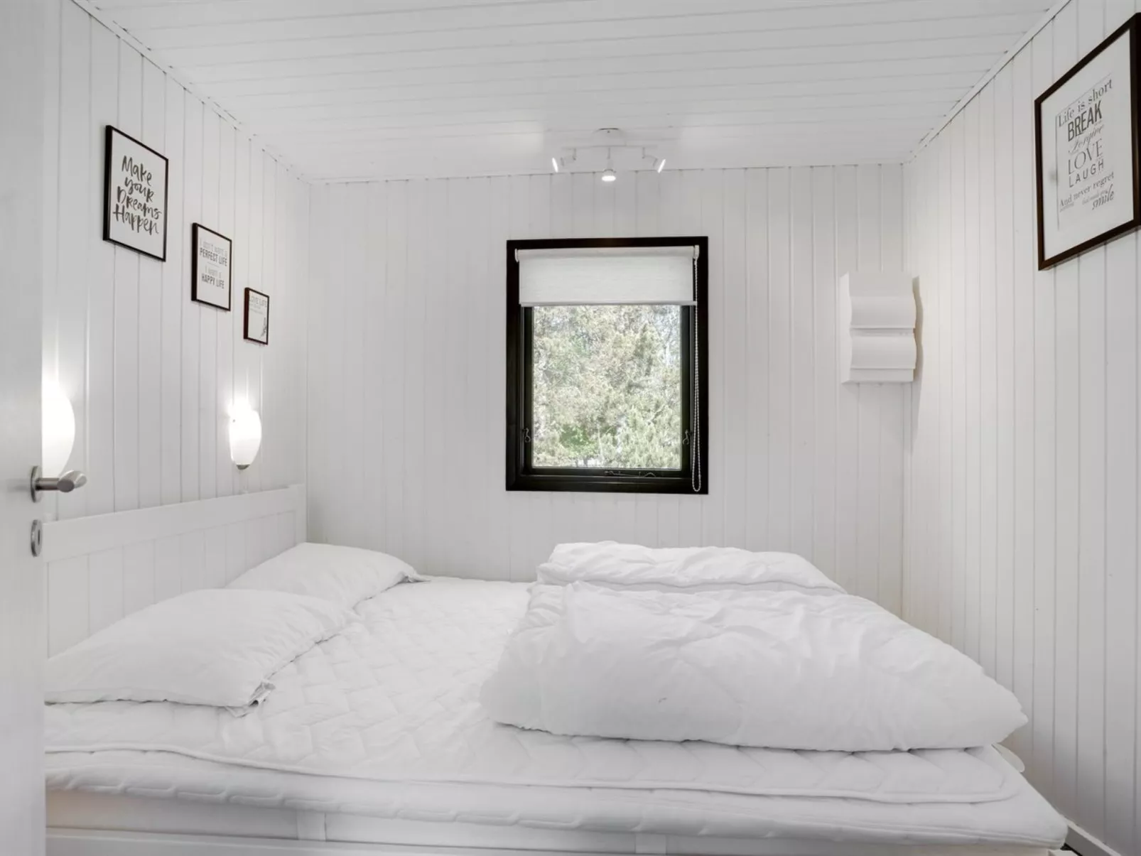 "Melisande" - 950m from the sea-Binnen