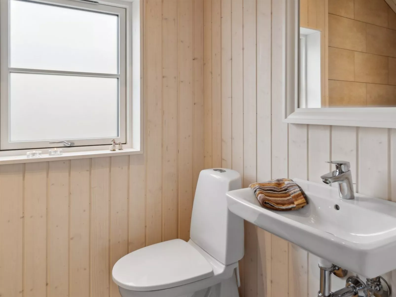 "Jonnhild" - 450m from the sea-Binnen