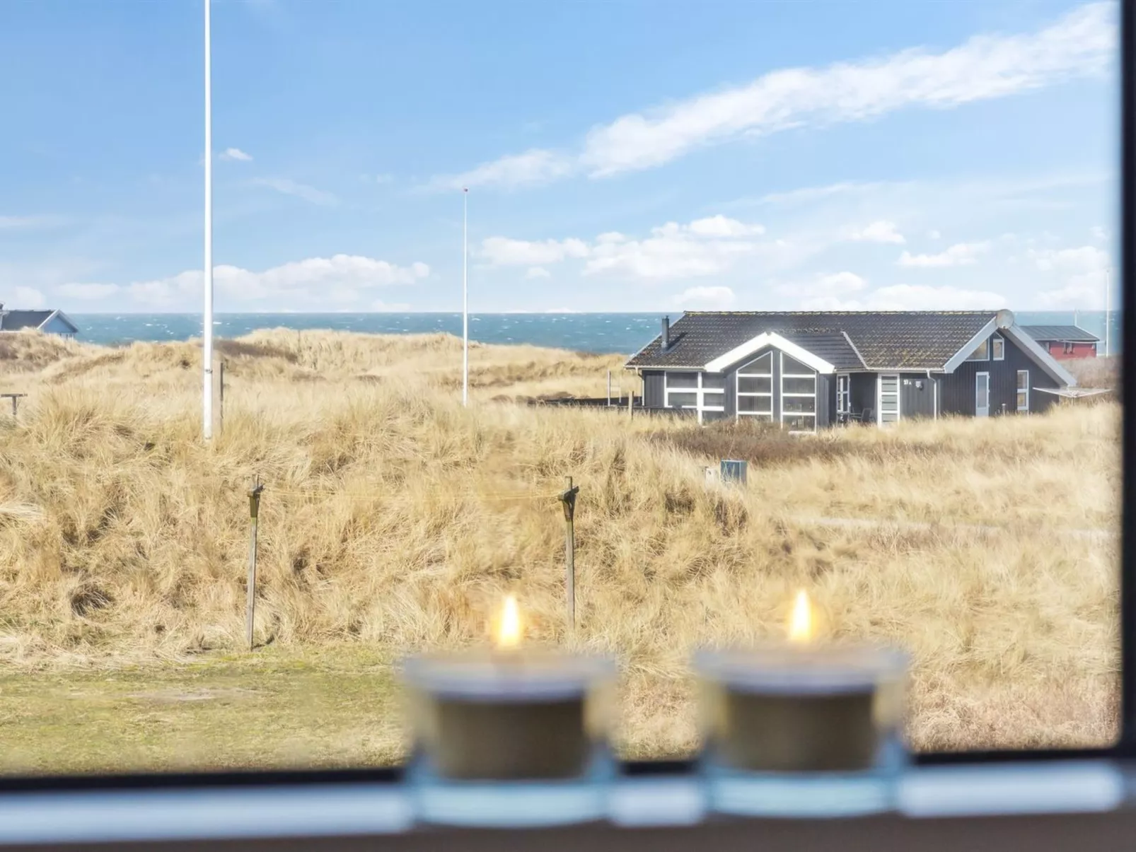 "Bjarni" - 239m from the sea-Buiten