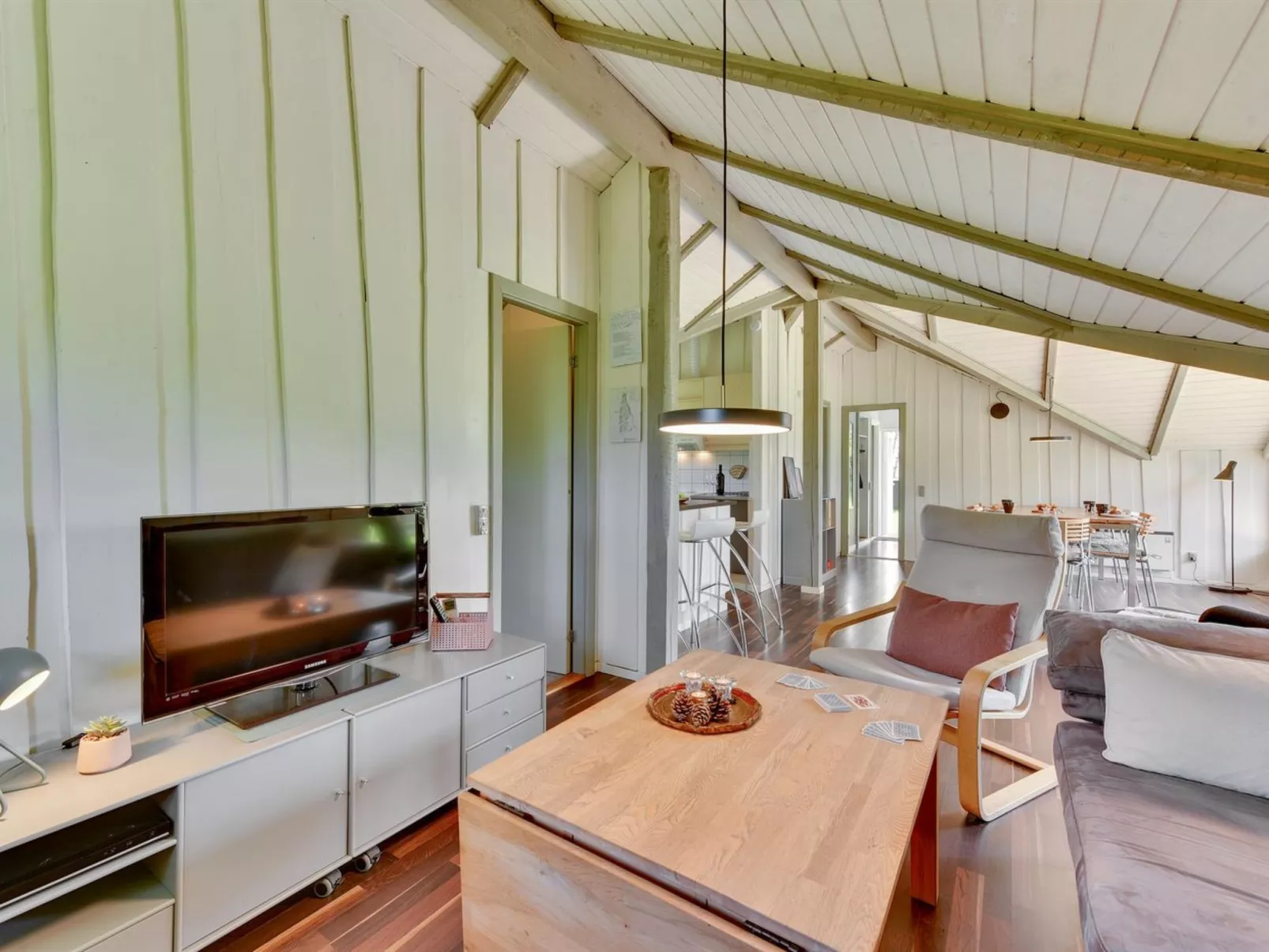 "Cornelia" - 100m to the fjord-Binnen