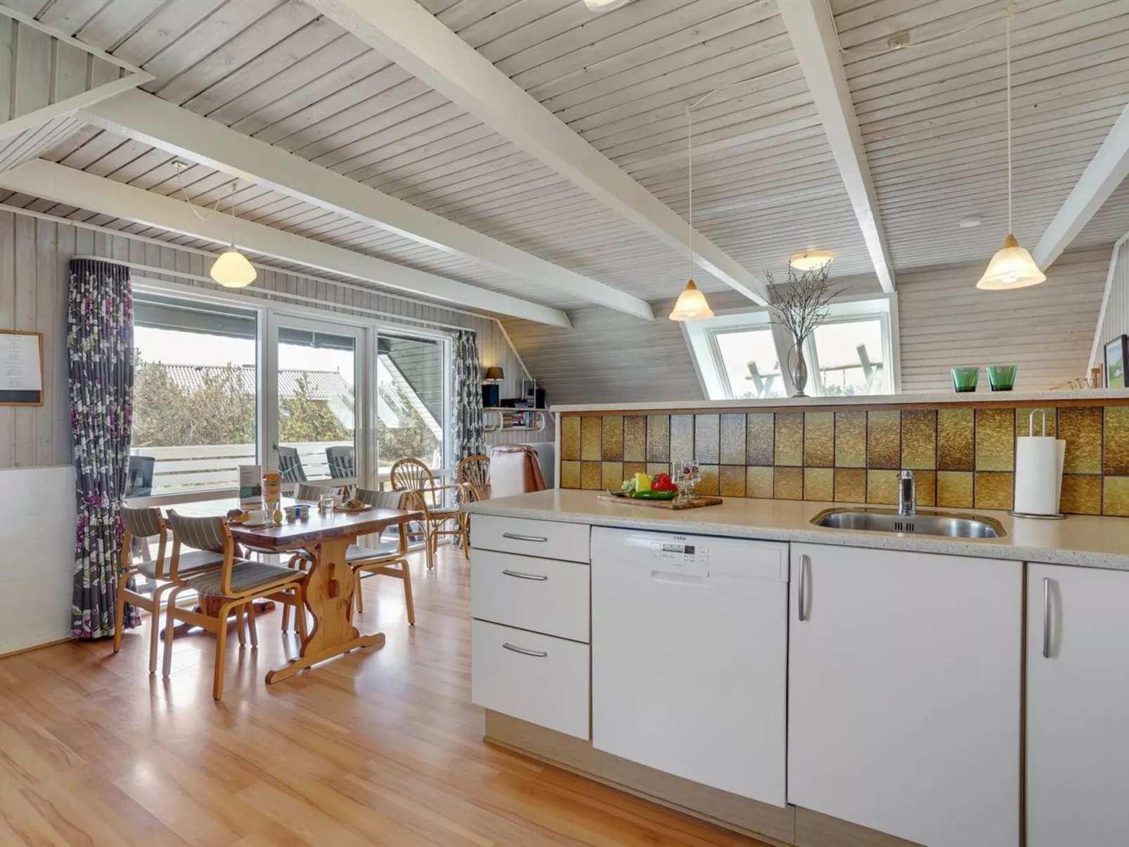 "Alleta" - 600m from the sea-Binnen