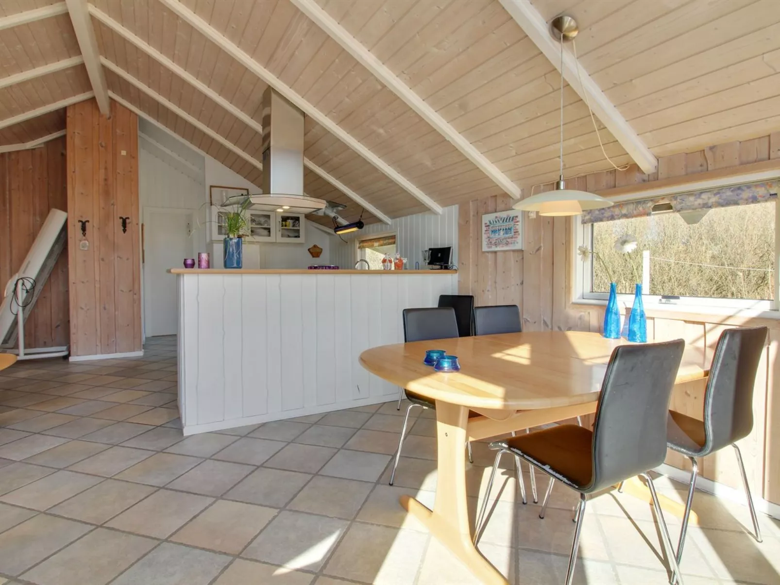 "Uma" - 400m from the sea-Binnen