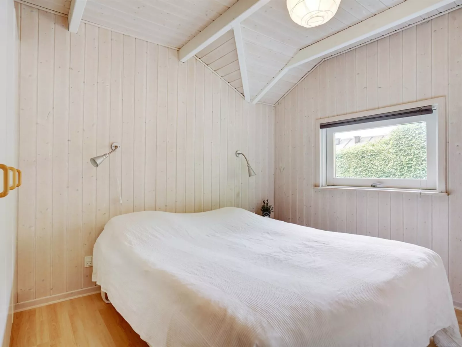 "Algot" - 100m to the fjord-Binnen