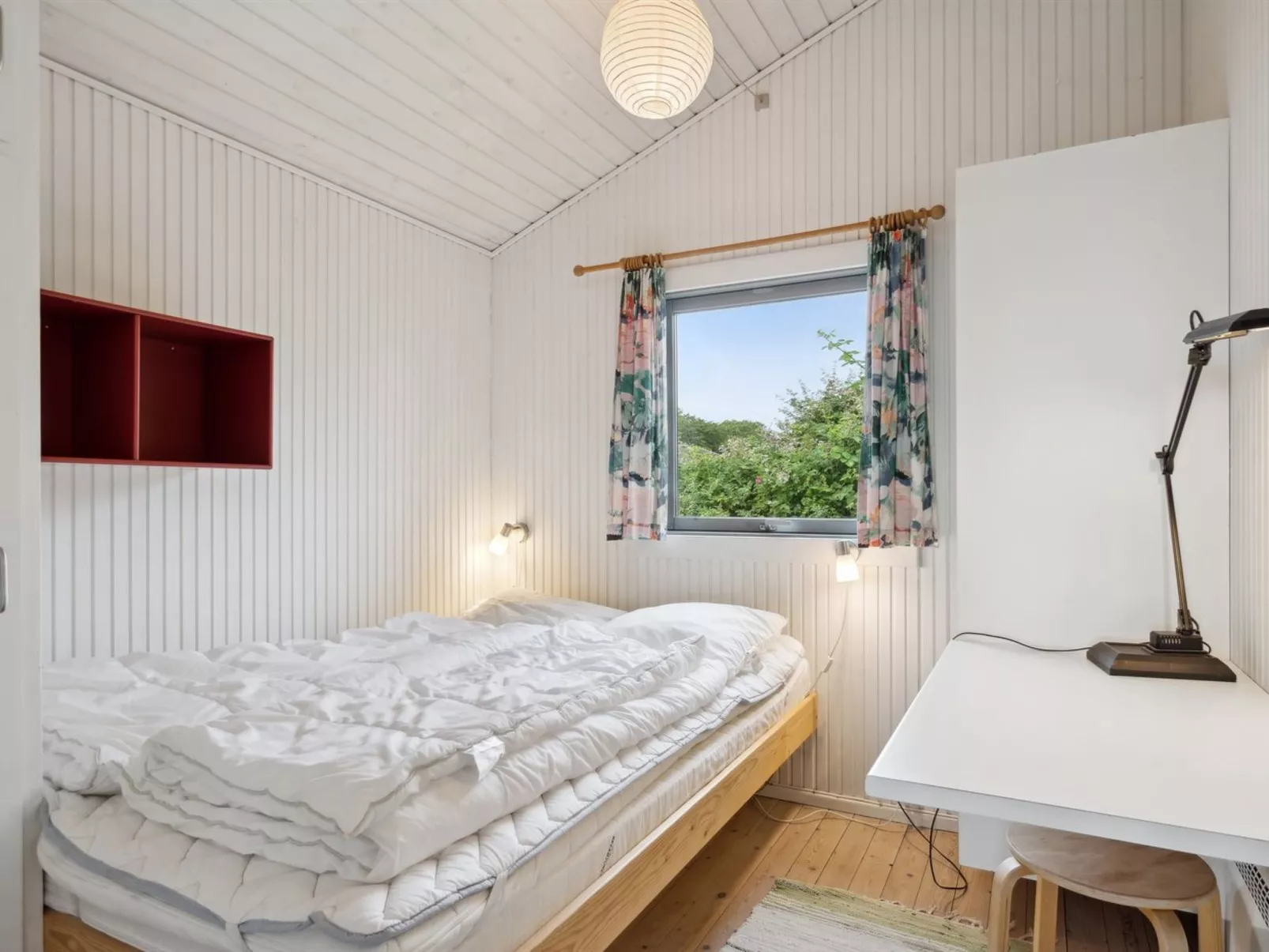 "Bridgette" - 100m from the sea-Binnen