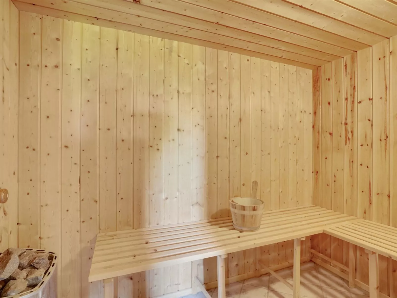 "Els" - 900m from the sea-Binnen