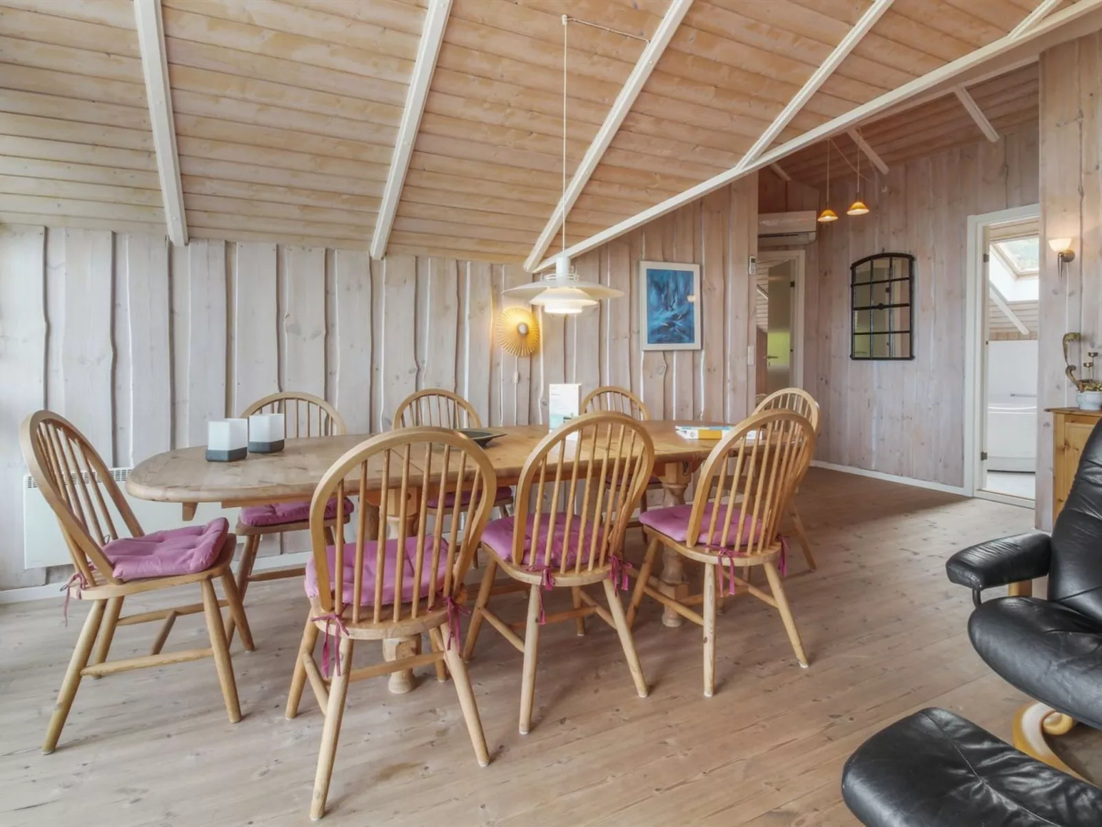 "Pirkka" - 50m to the fjord-Binnen