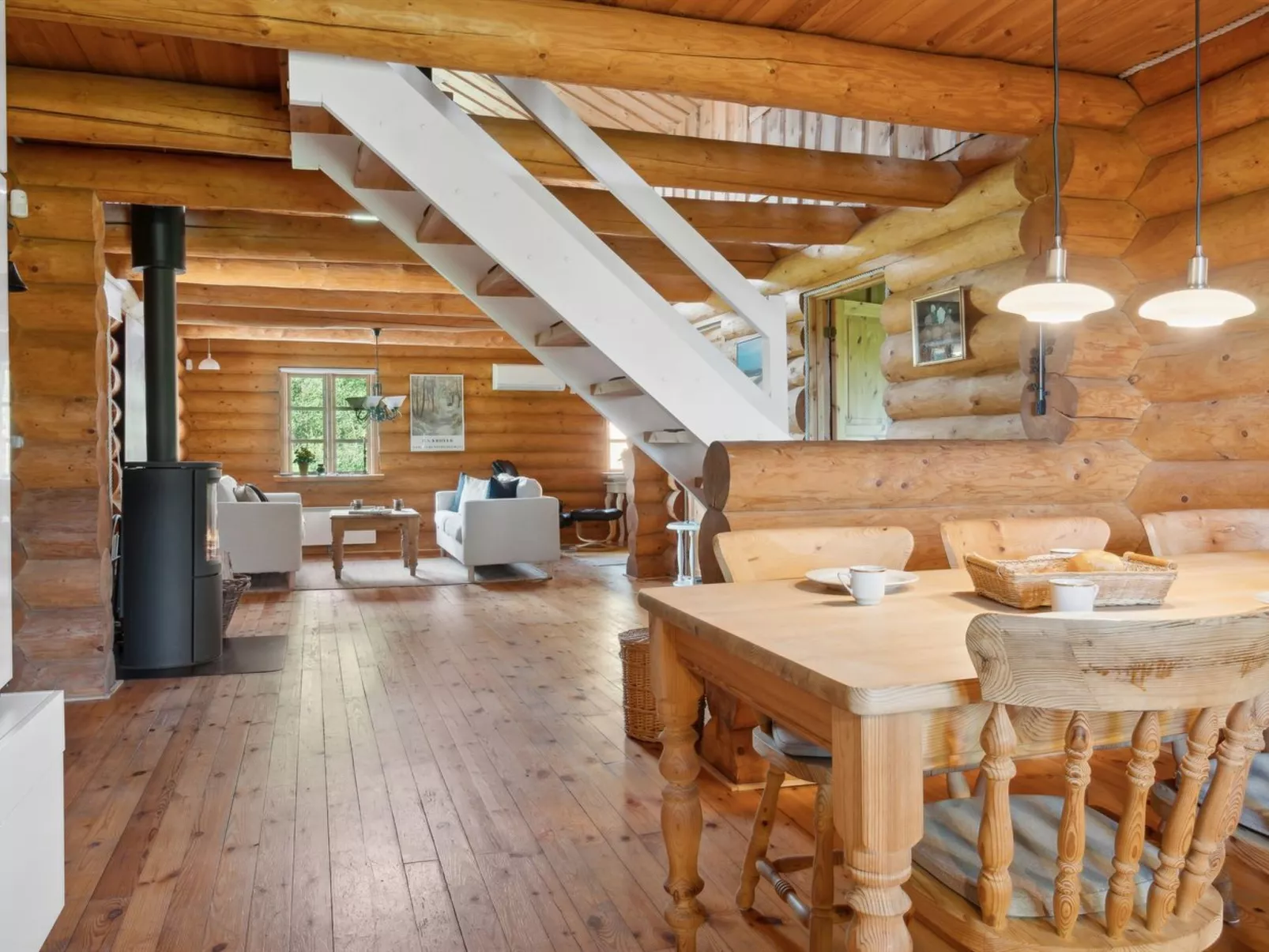 "Elsia" - 1.5km to the fjord-Binnen