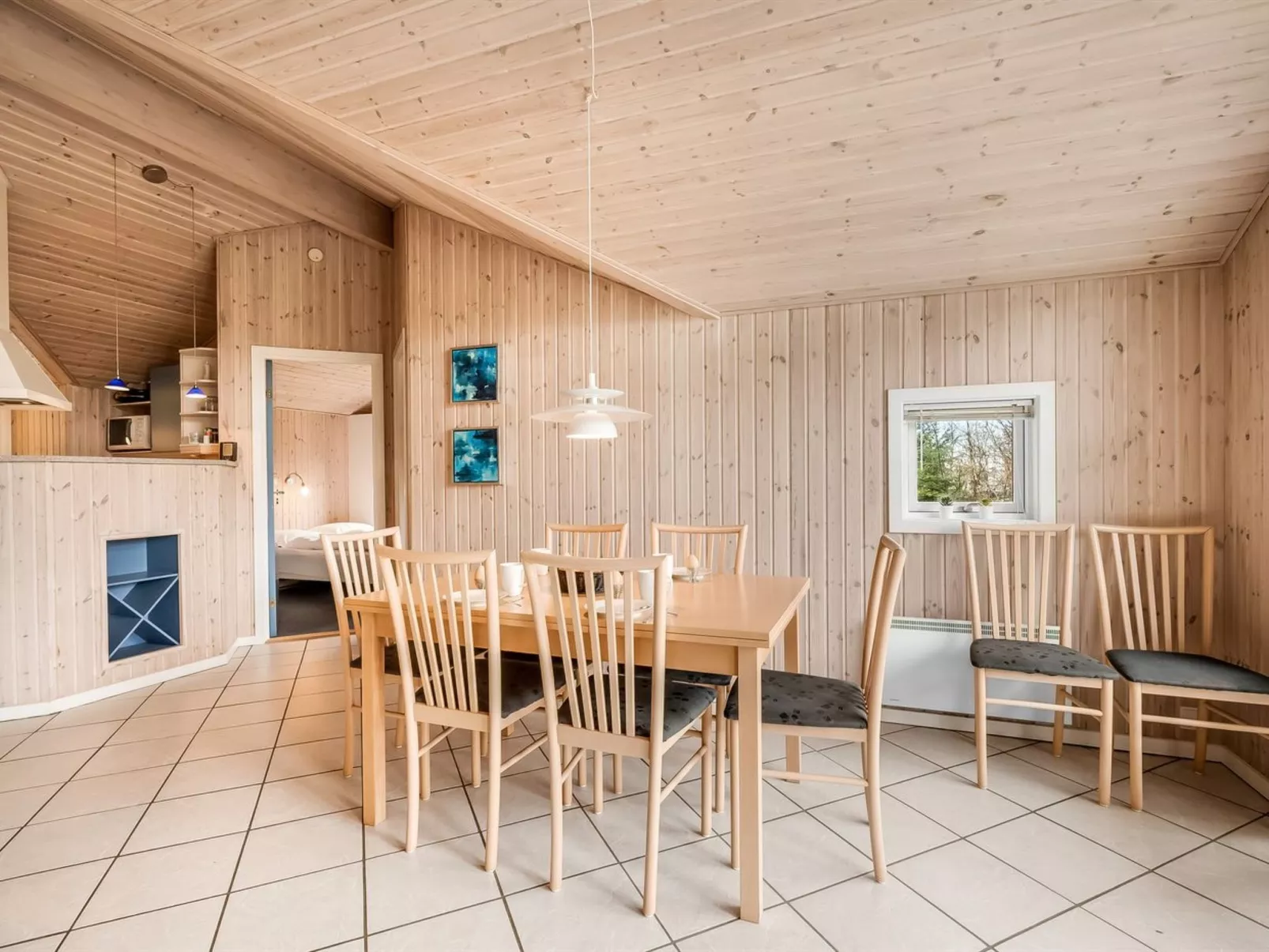 "Sesto" - 300m to the fjord-Binnen