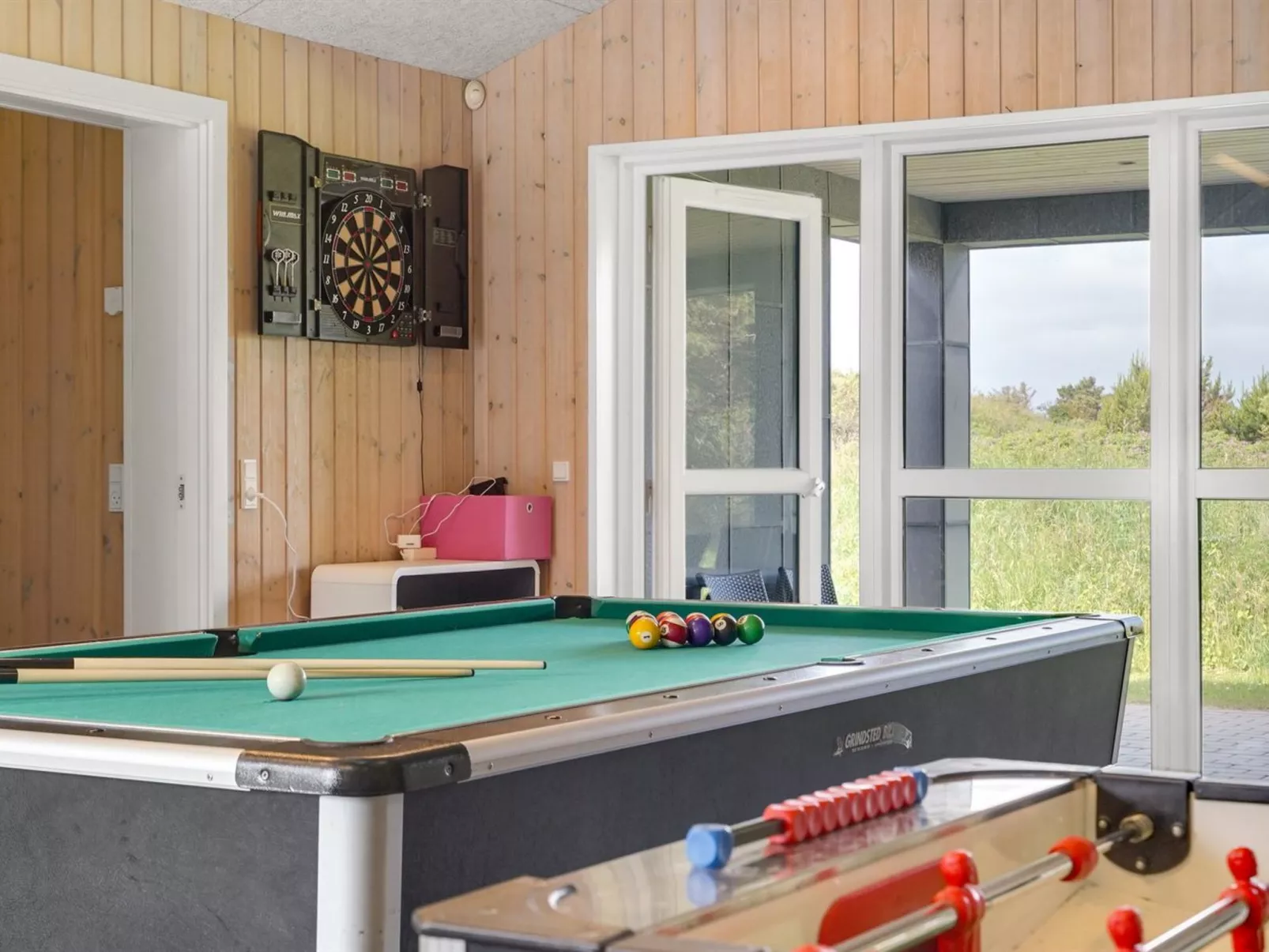 "Janita" - 800m from the sea-Binnen