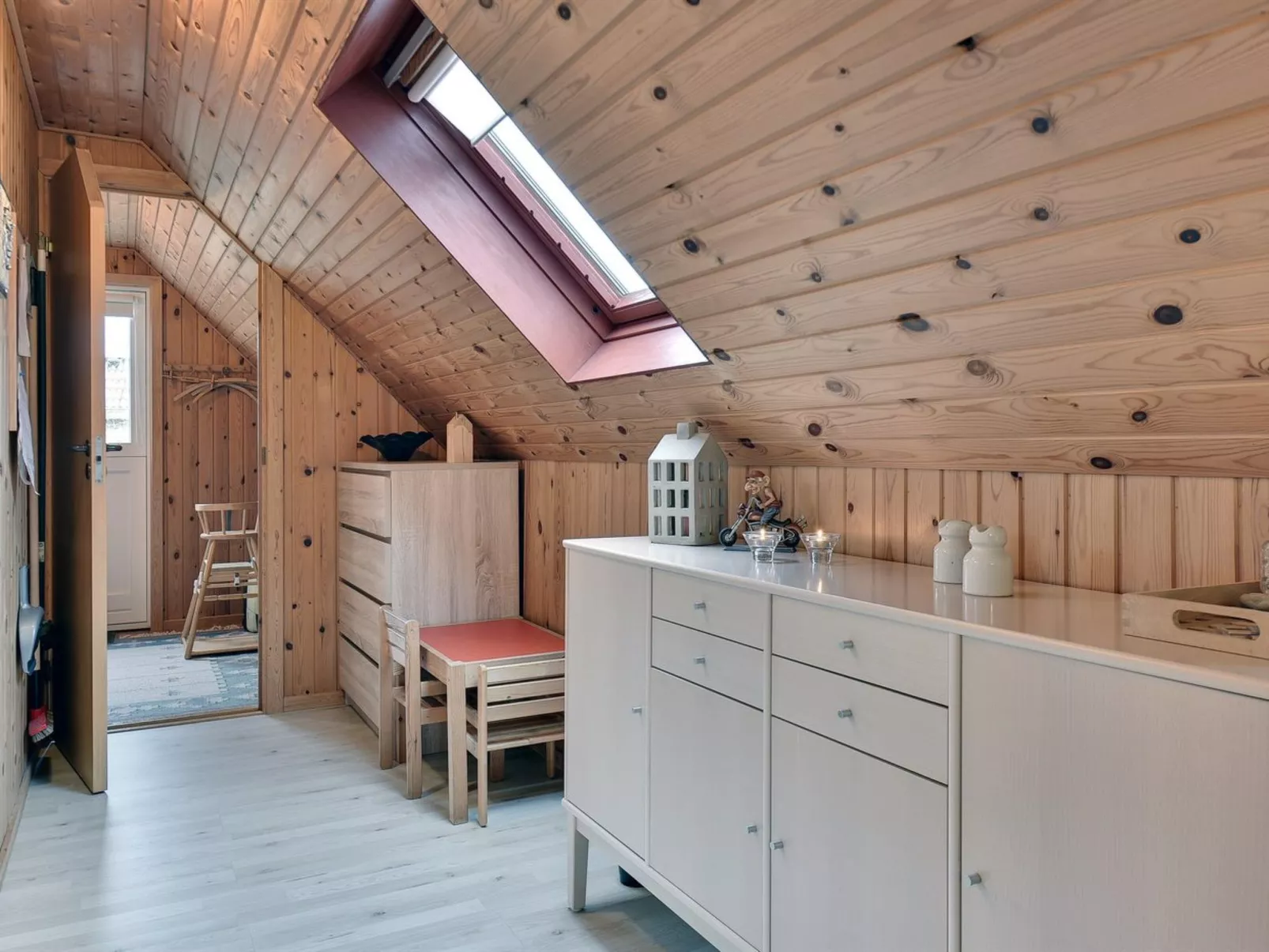 "Hinz" -  from the sea-Binnen