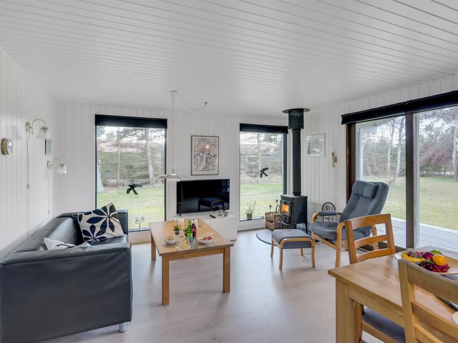 "Aileen" - 900m from the sea-Binnen