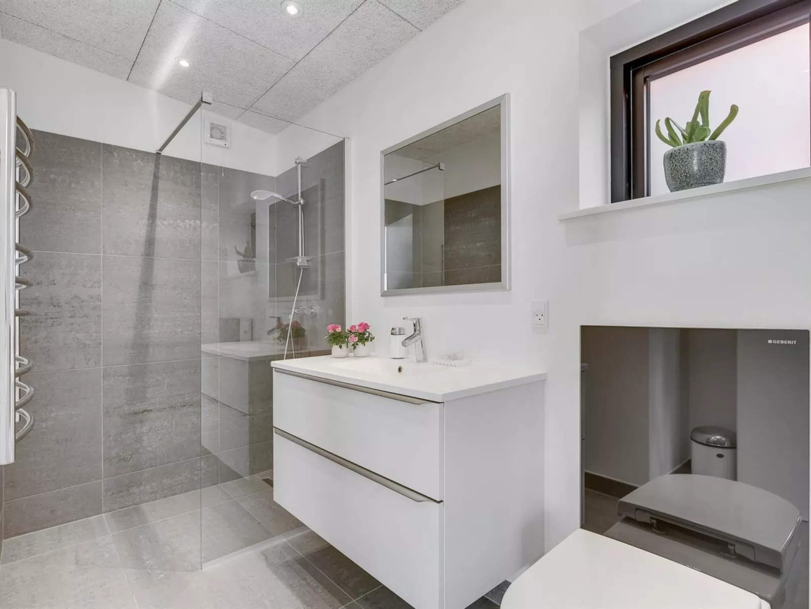 "Florinda" - 10m from the sea-Binnen