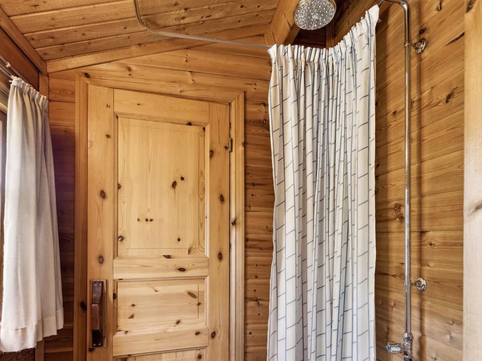 "Tuukka" - 150m from the sea-Binnen