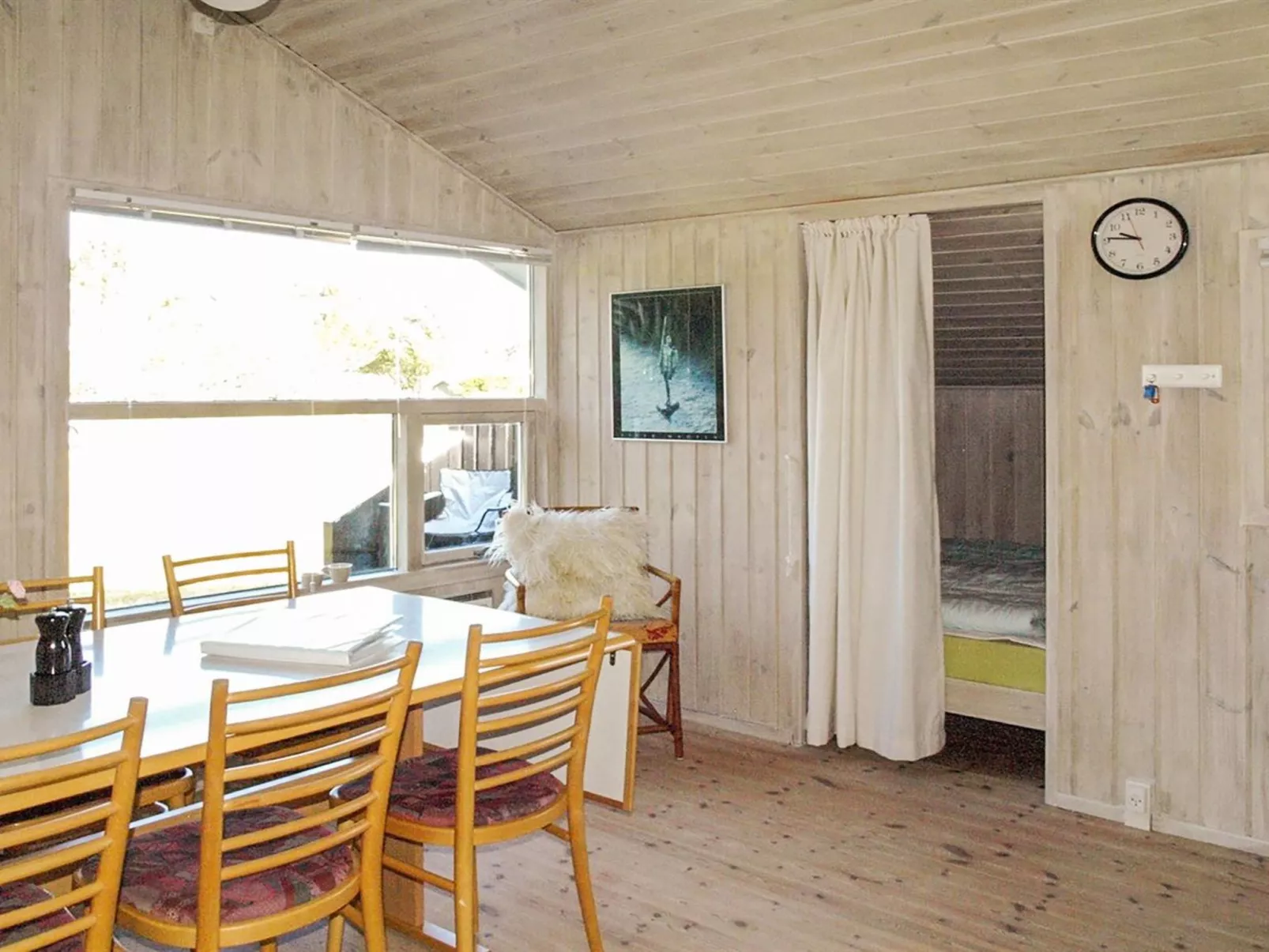 "Tia" - 900m from the sea-Binnen