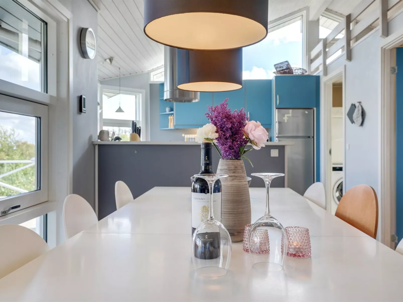 "Tjelle" - 300m from the sea-Binnen