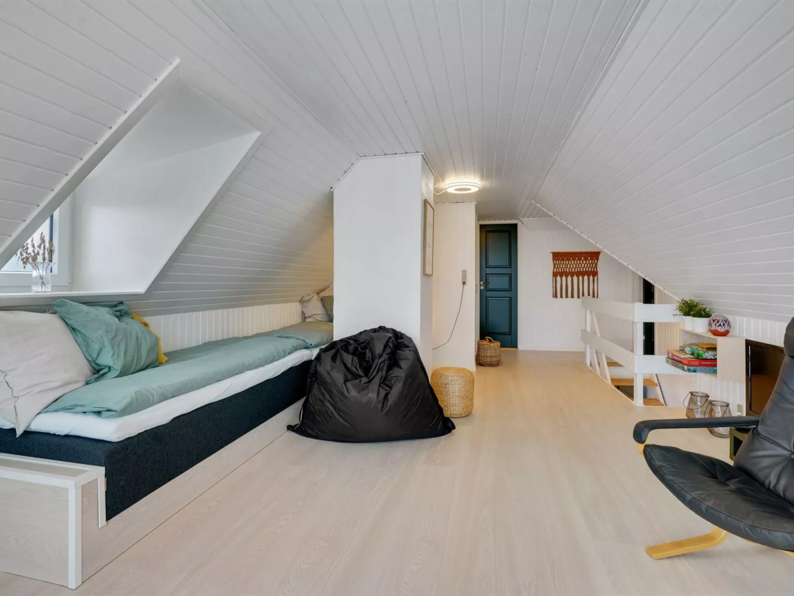 "Reiko" - 1.5km from the sea-Binnen