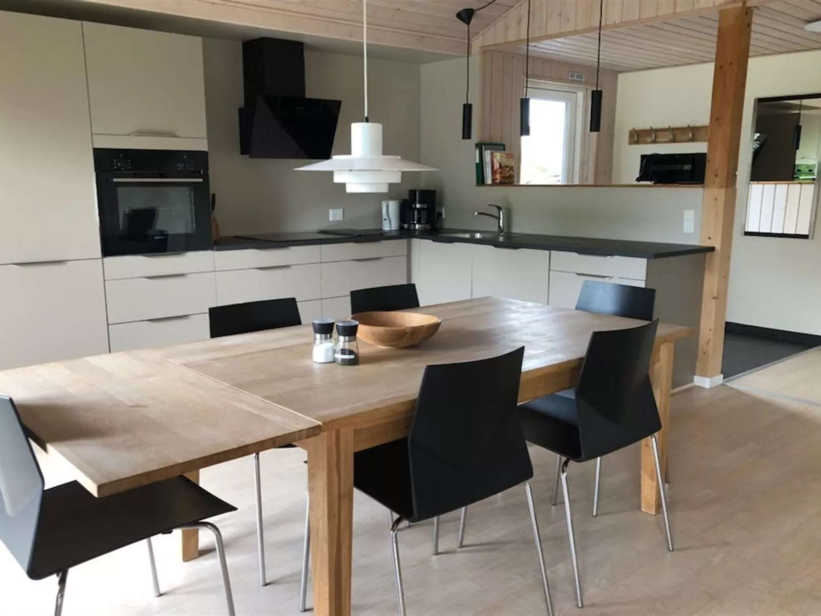 "Thala" - 150m from the sea-Binnen