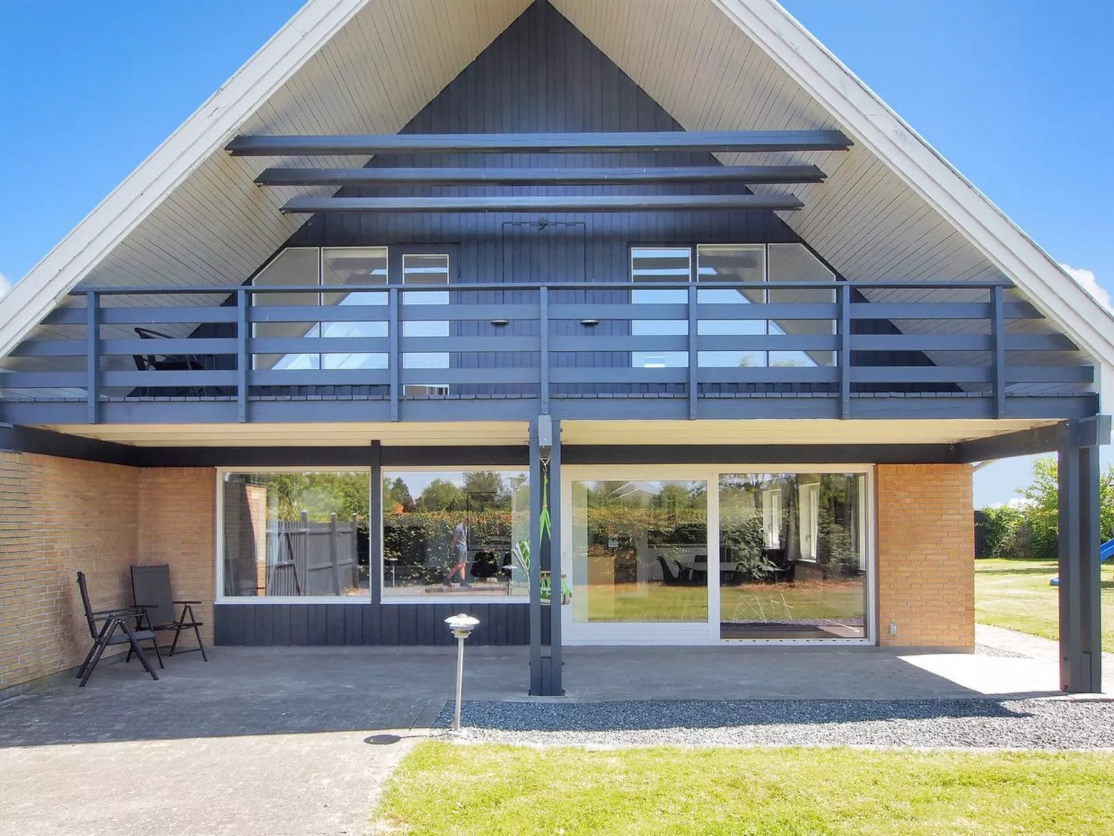 "Spase" - 250m to the fjord-Buiten