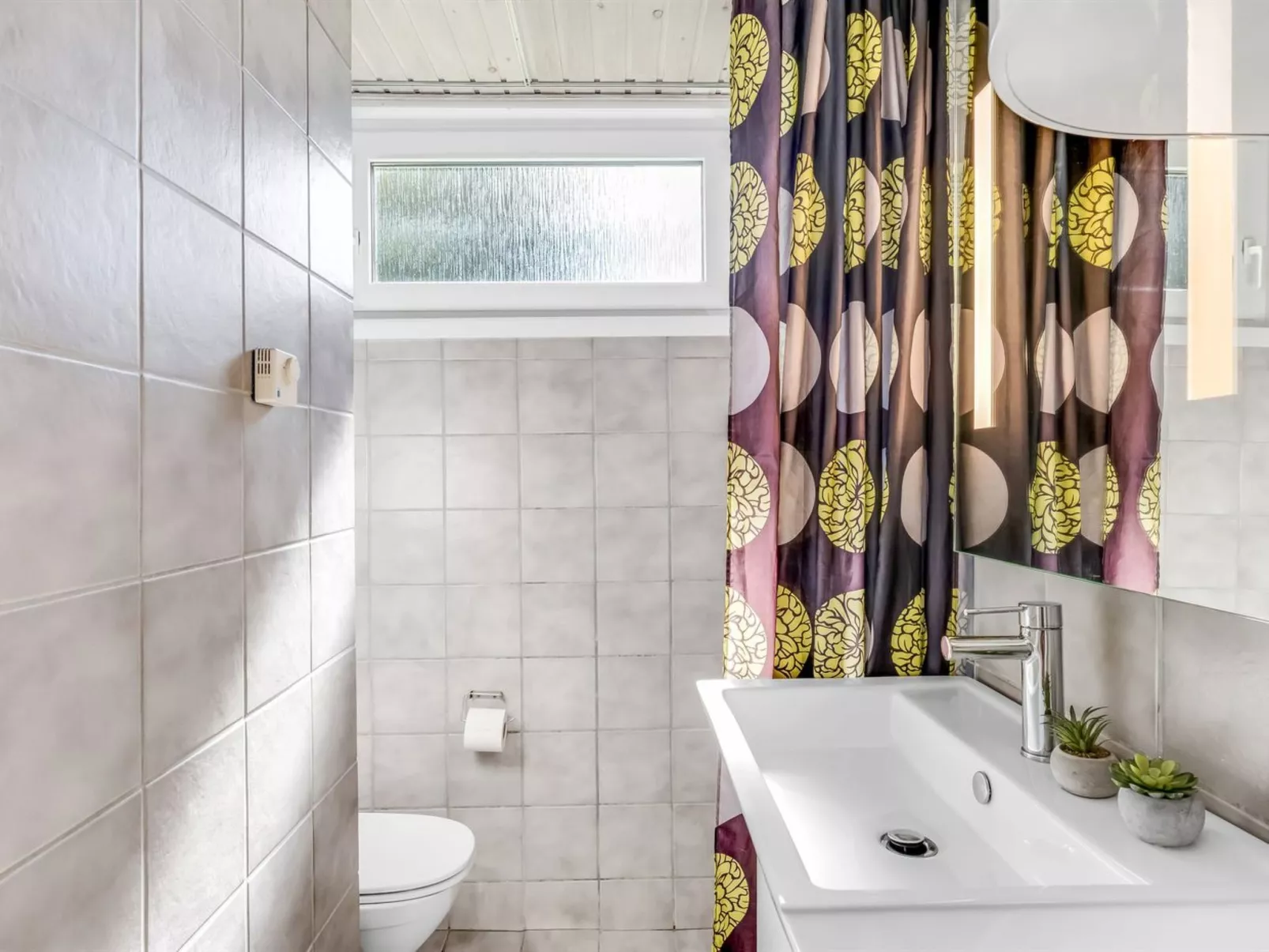 "Yall" - 1km from the sea-Binnen