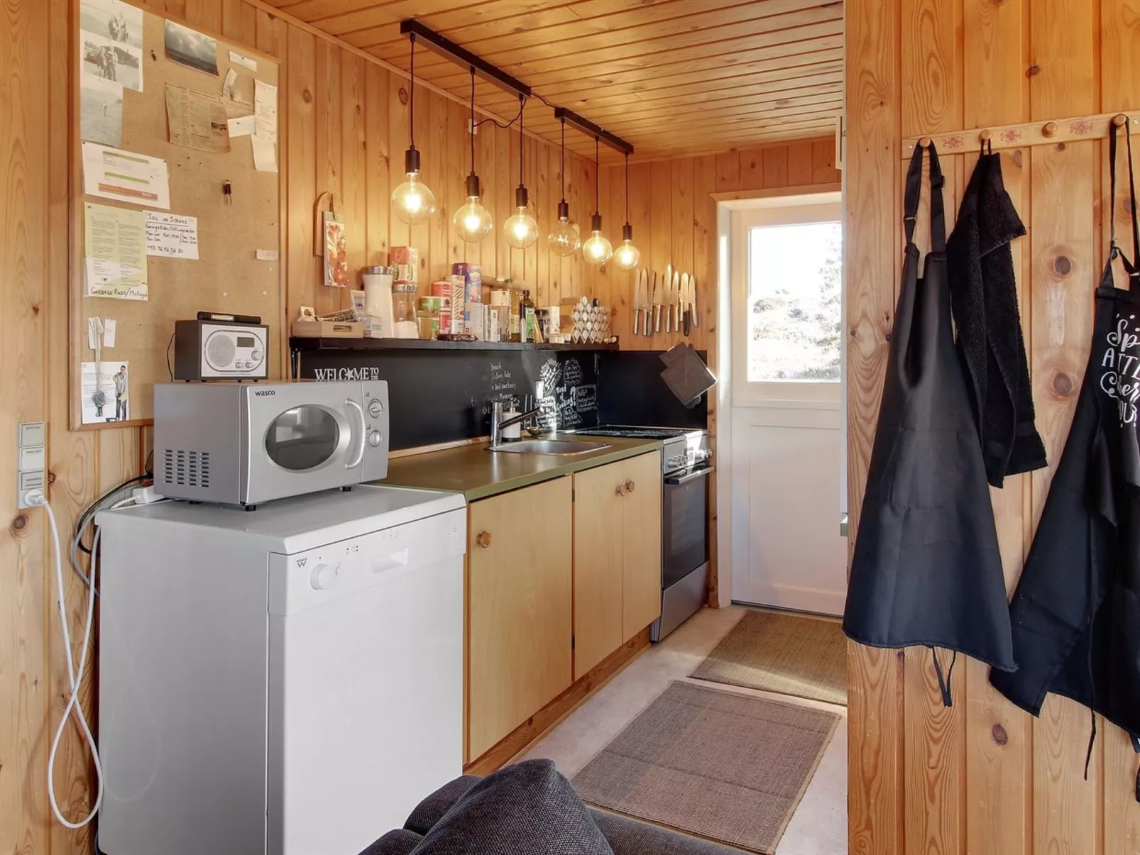 "Fridborg" - 1km from the sea-Binnen