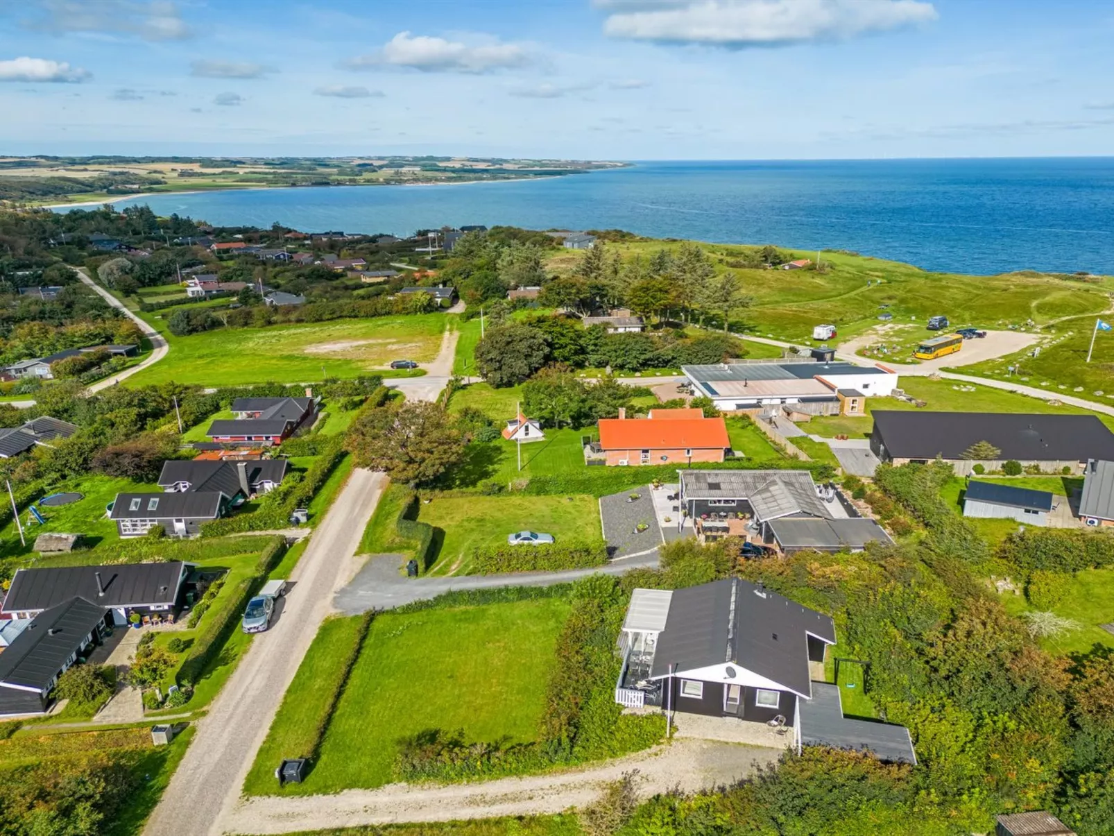 "Brenda" - 300m to the fjord-Buiten