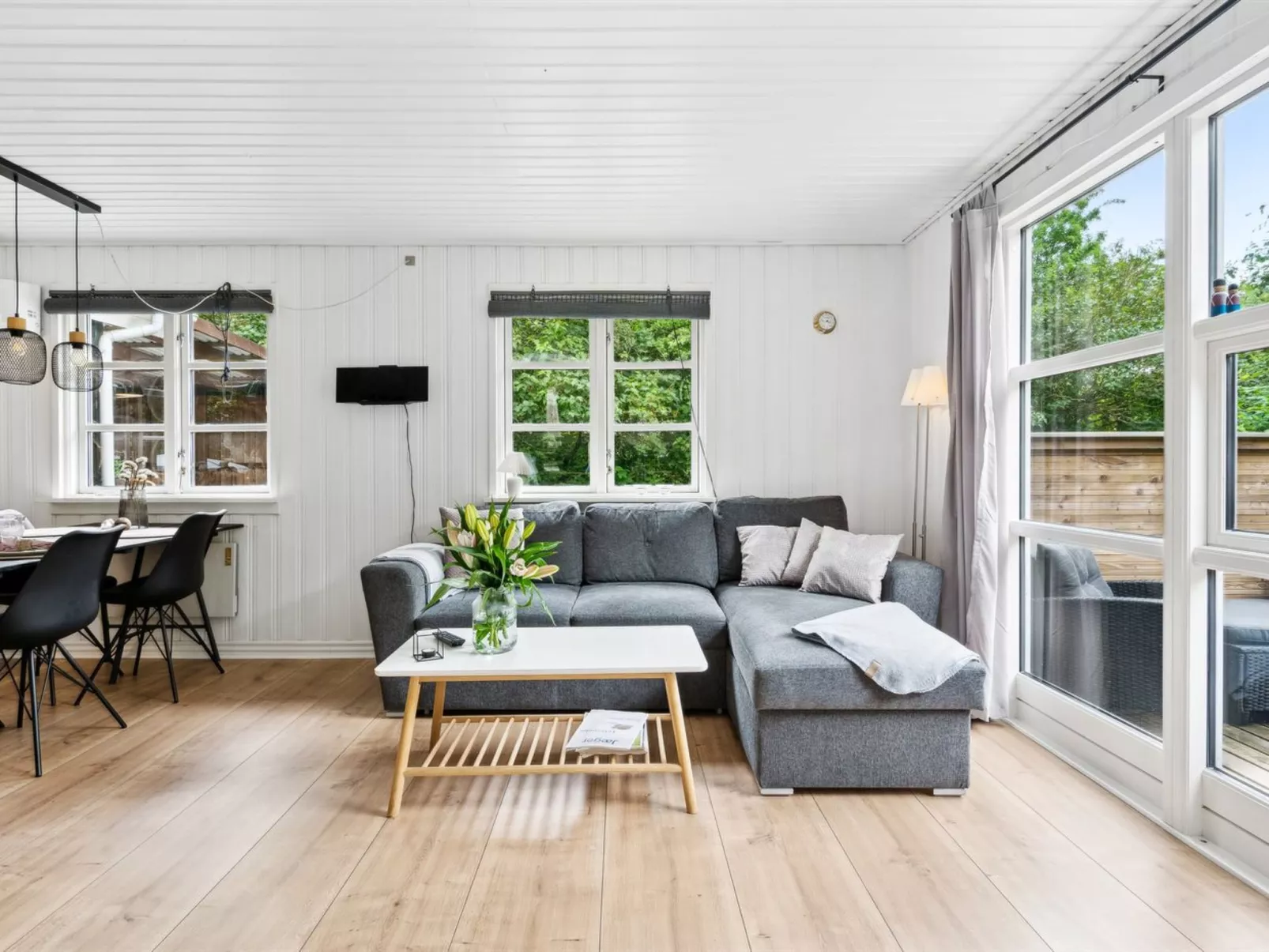 "Helghi" - 30km from the sea-Binnen