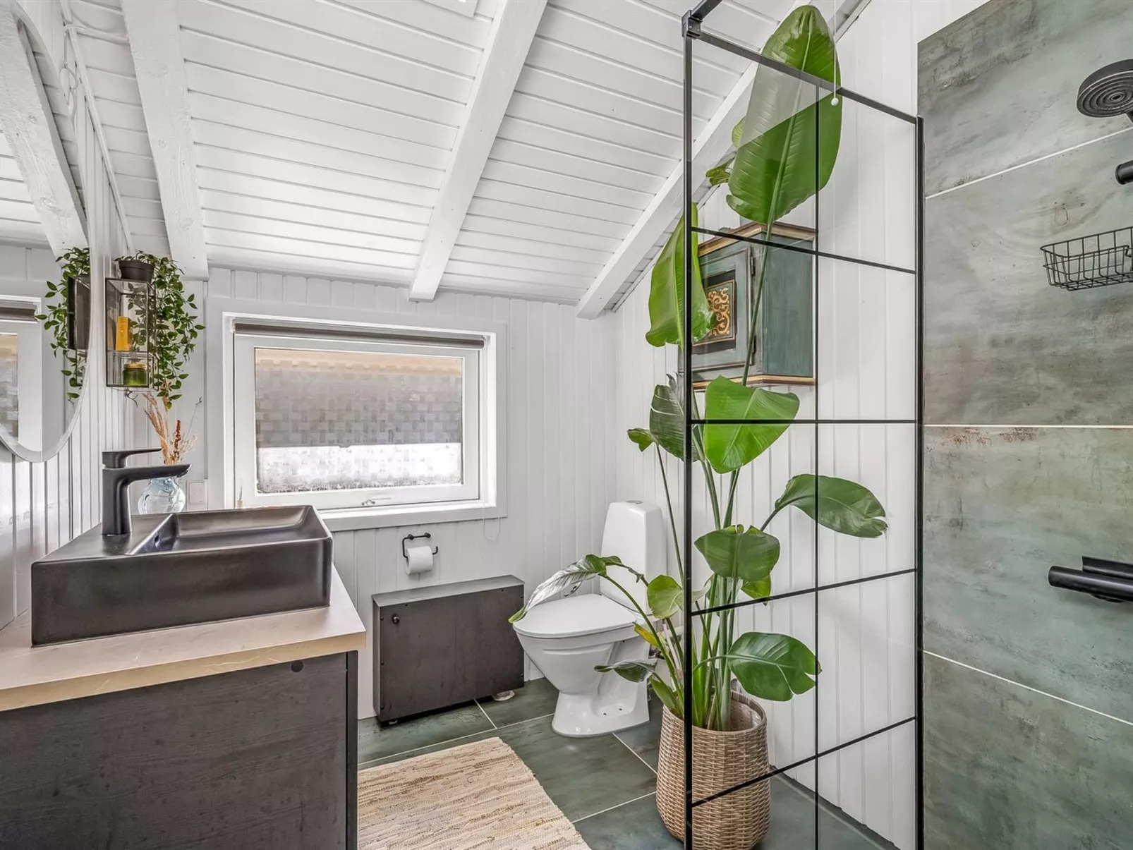 "Gunde" - 300m to the fjord-Binnen