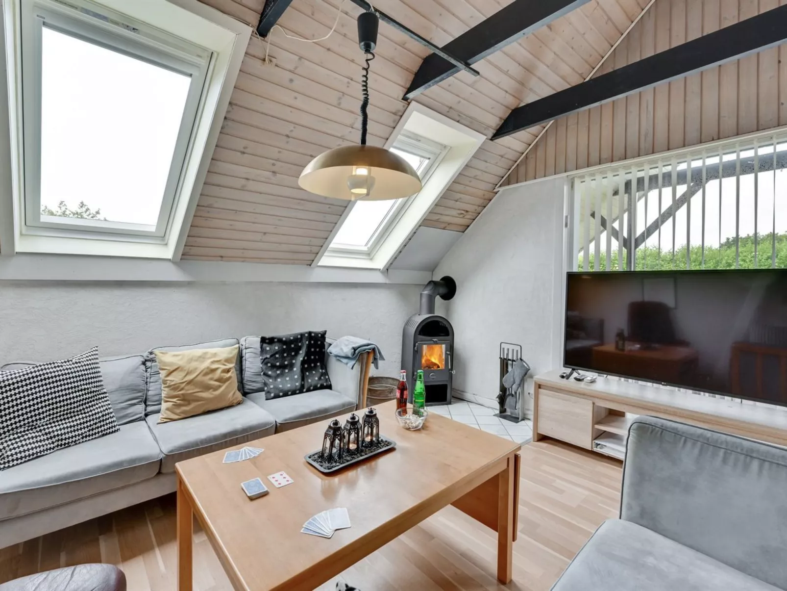 "Earline" - 900m to the fjord-Binnen