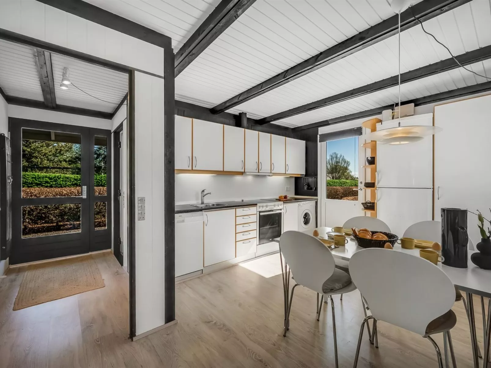 "Sigbrith" - 350m to the fjord-Binnen