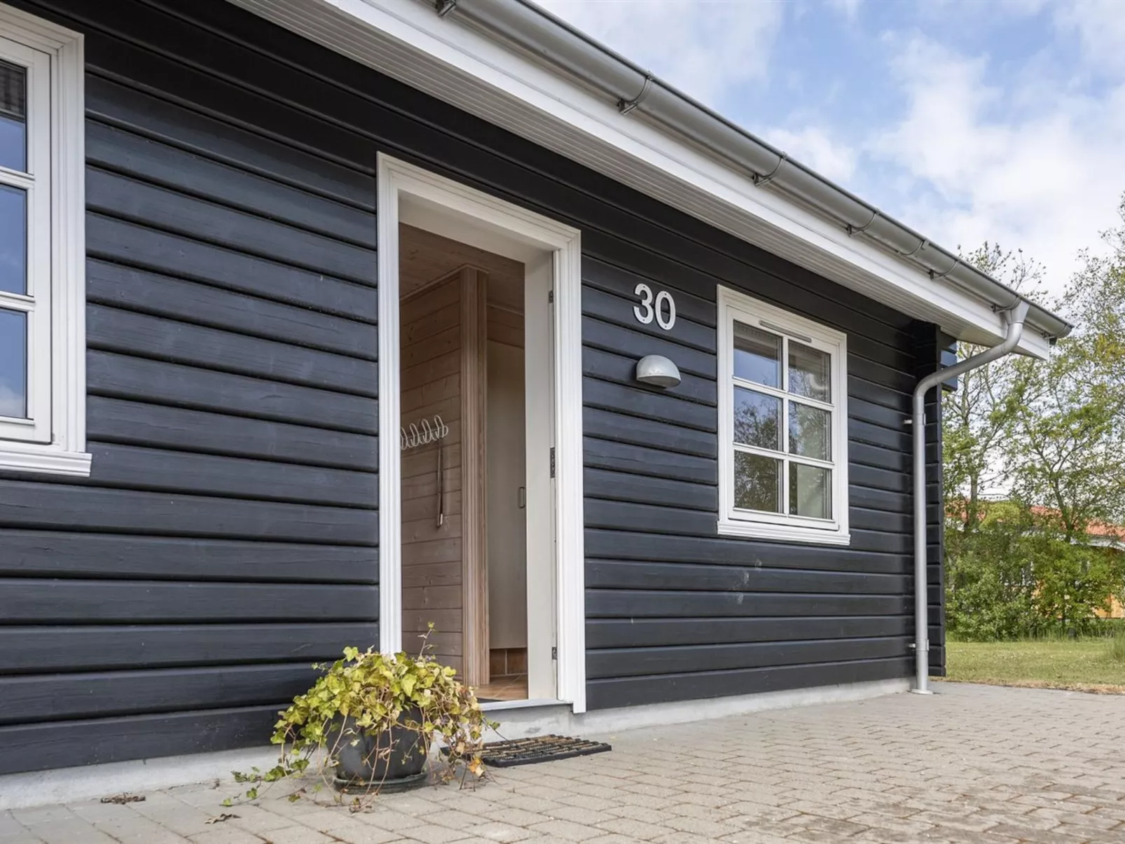 "Fenja" - 500m to the fjord-Buiten