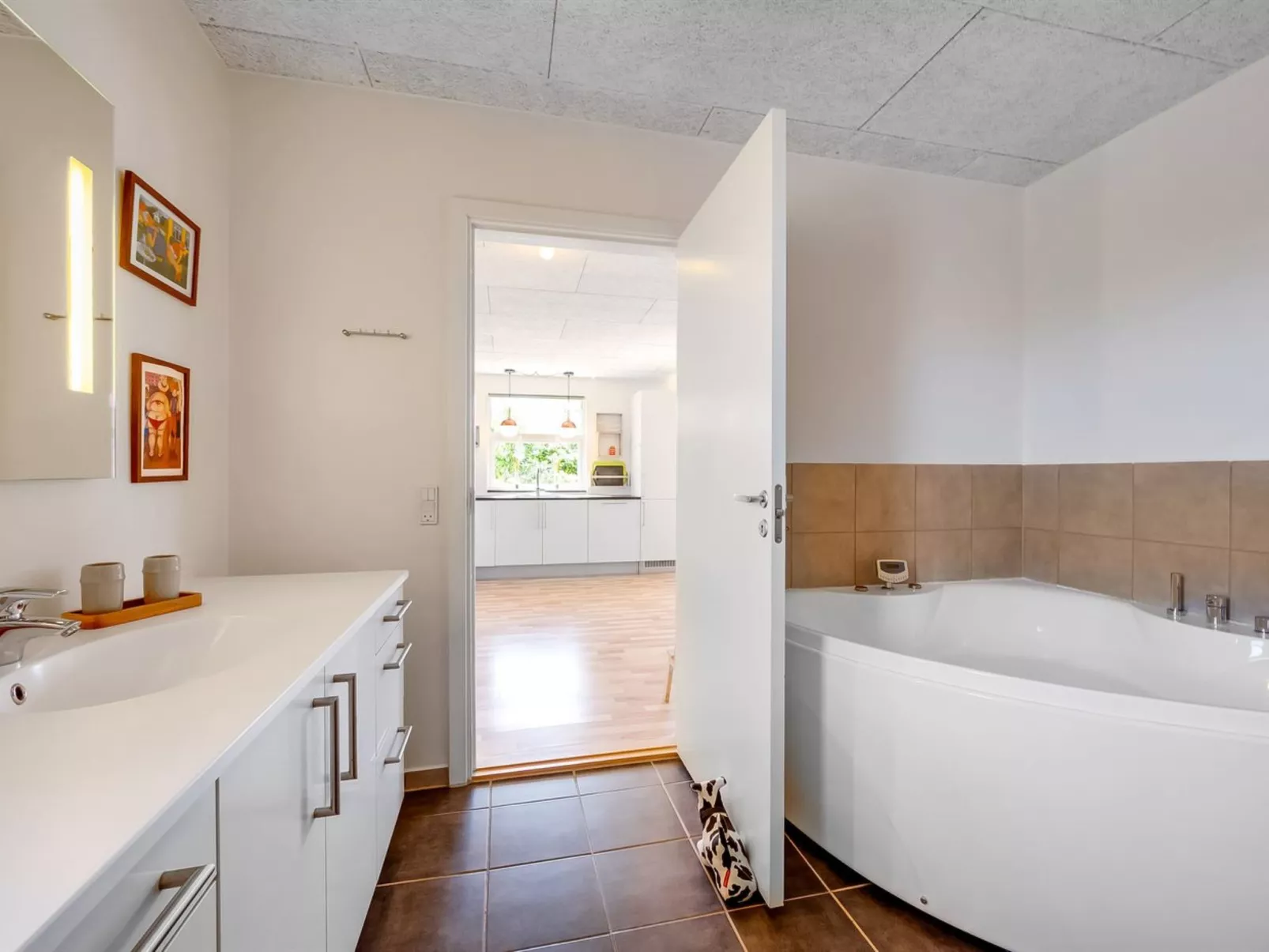 "Hedevig" - 800m to the fjord-Binnen