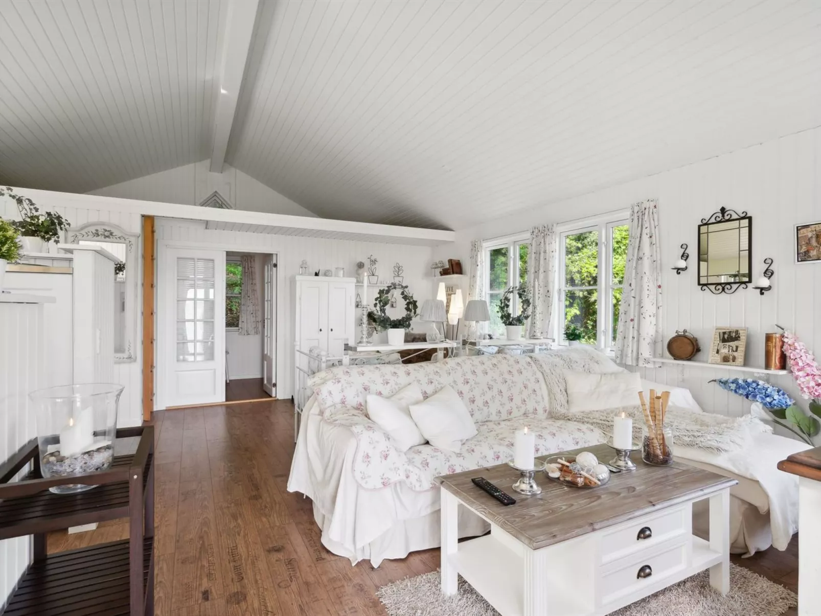 "Ginne" - 100m to the fjord-Binnen