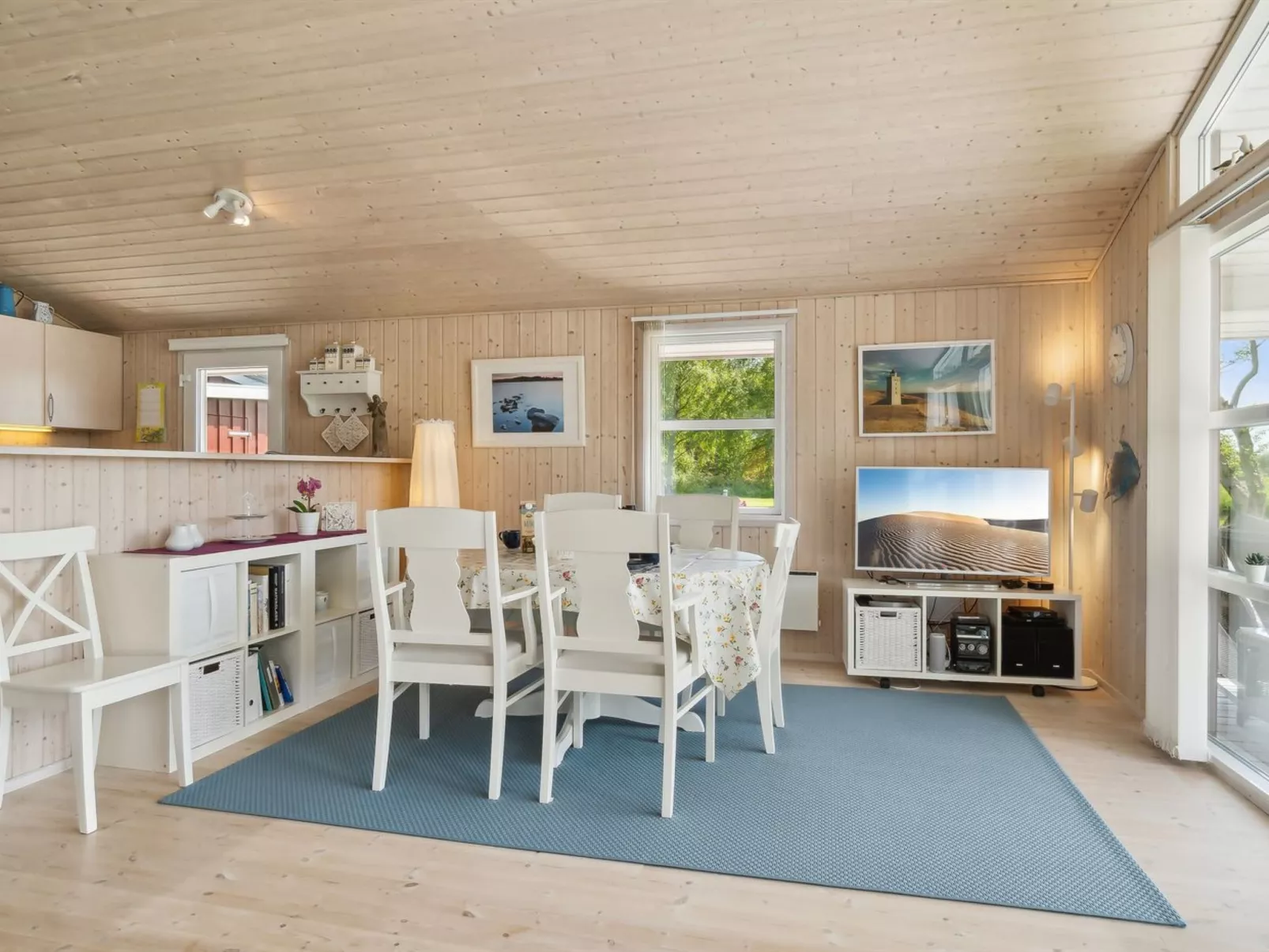 "Blondine" - 1.4km from the sea-Binnen