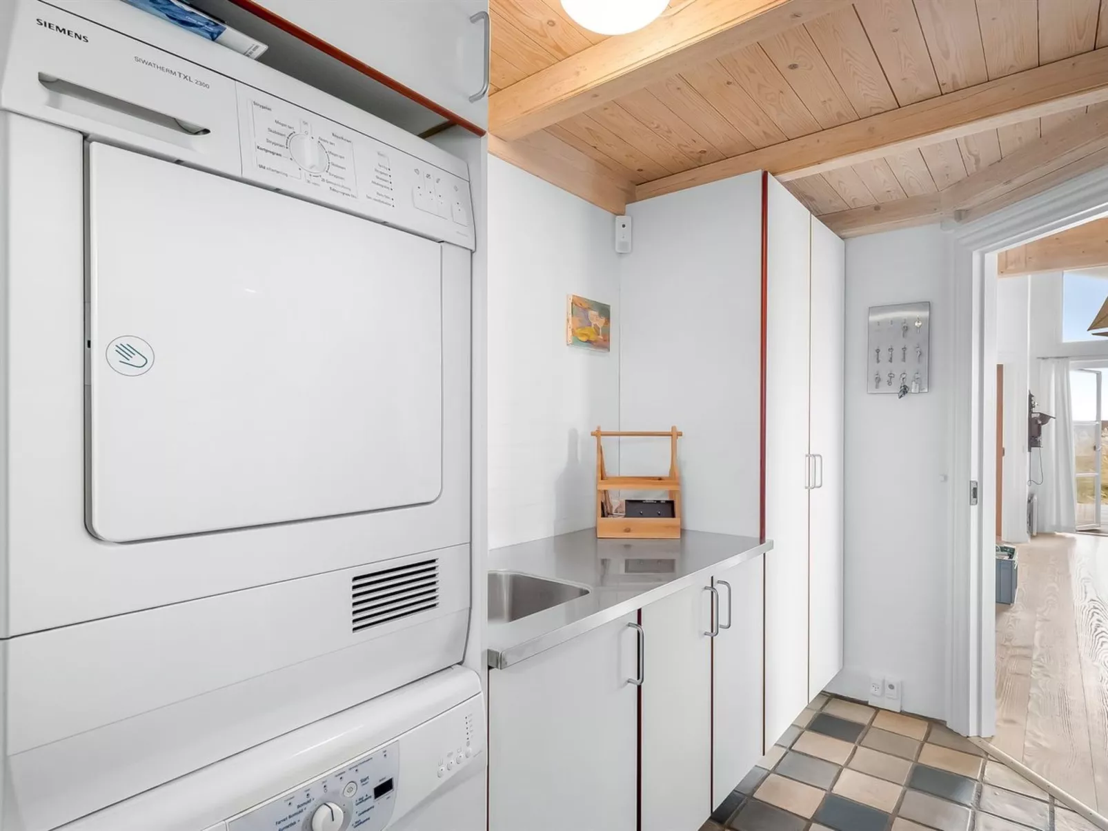 "Elfi" - 700m from the sea-Binnen