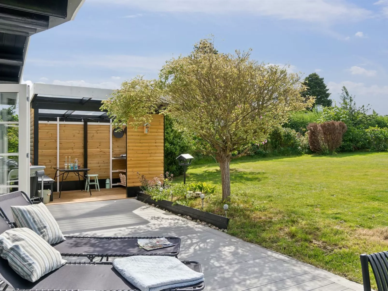 "Jeppe" - 500m from the sea-Buiten