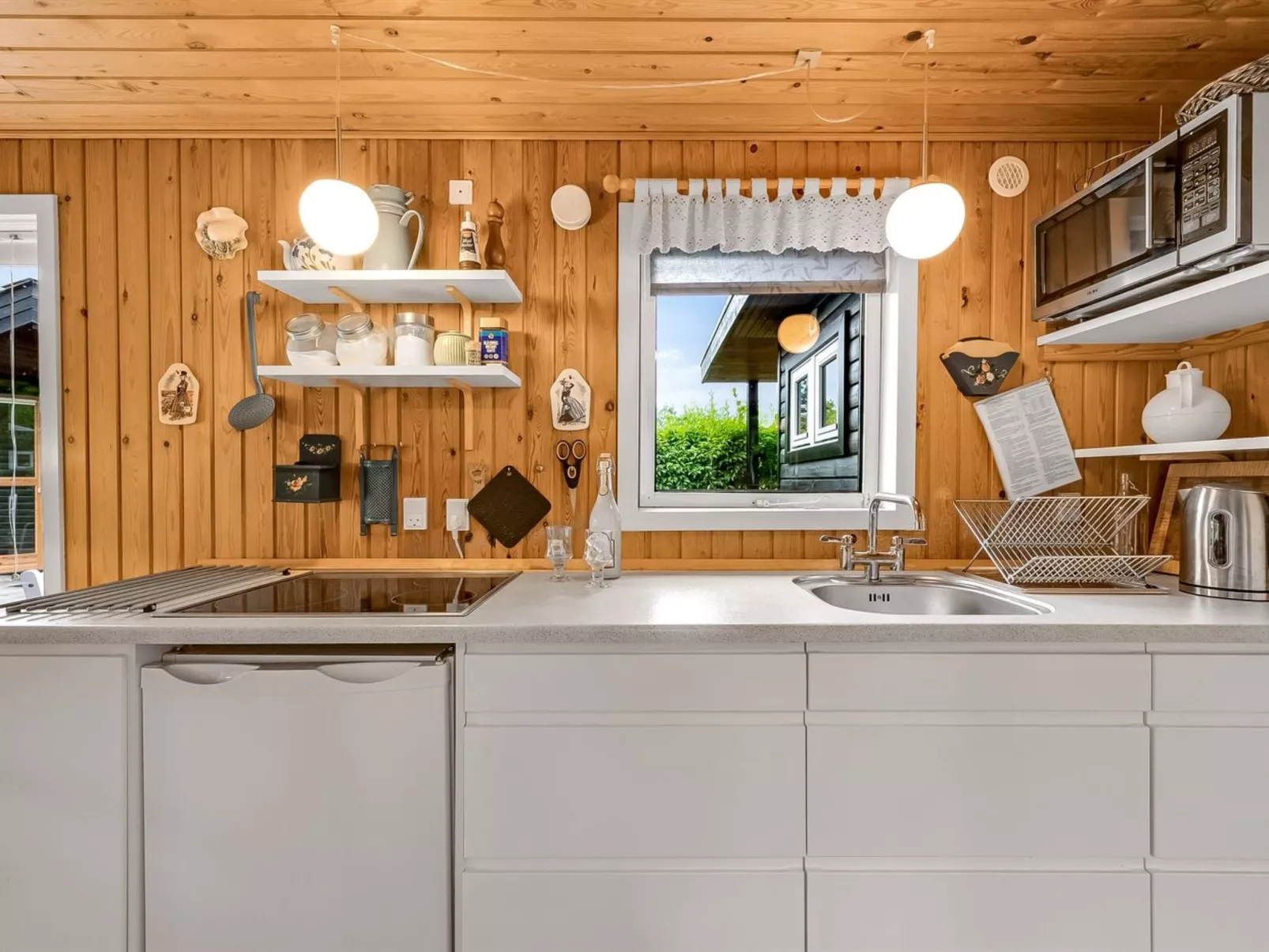 "Fifi" - 200m to the fjord-Binnen