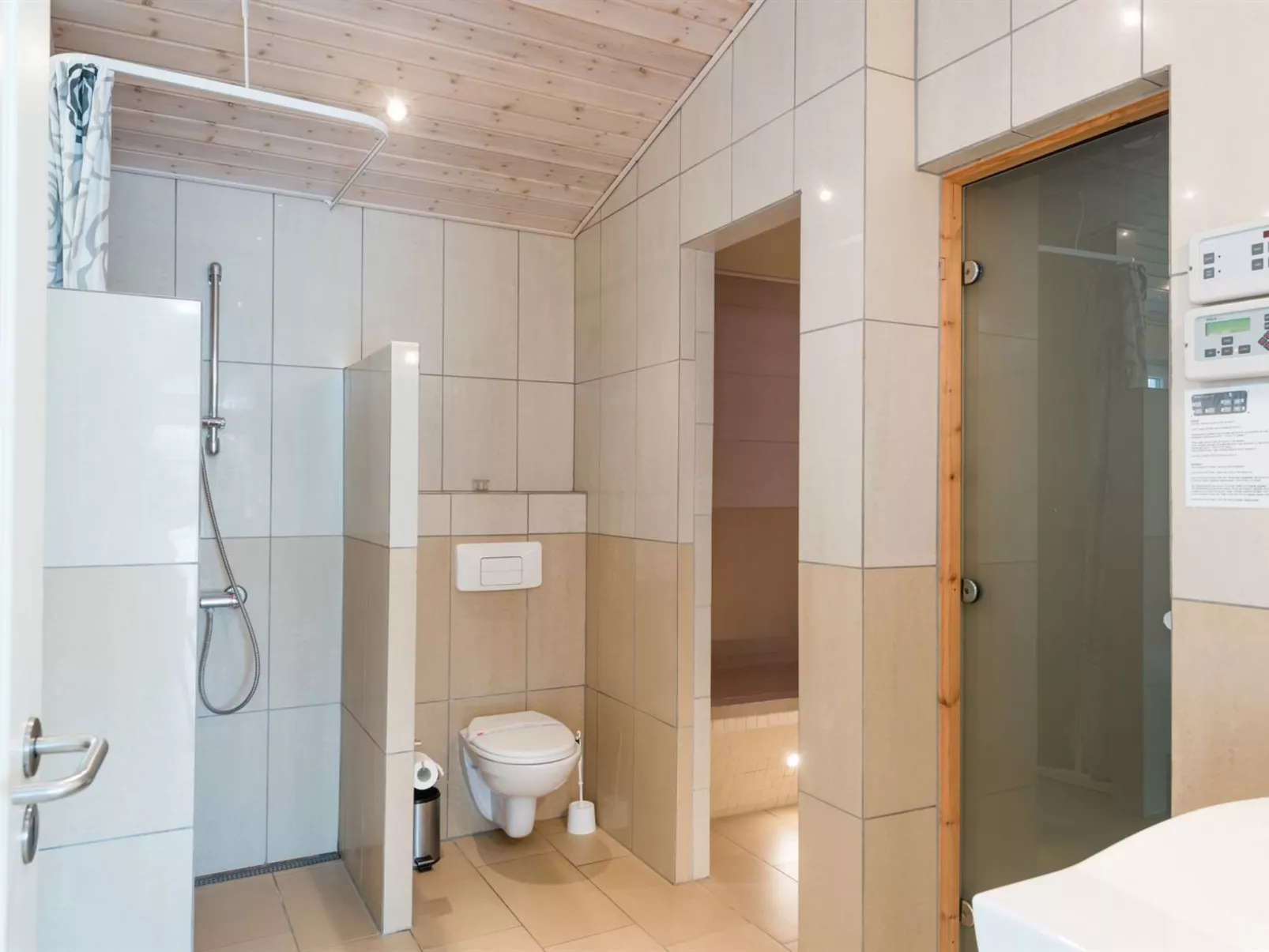 "Erene" - 850m from the sea-Binnen