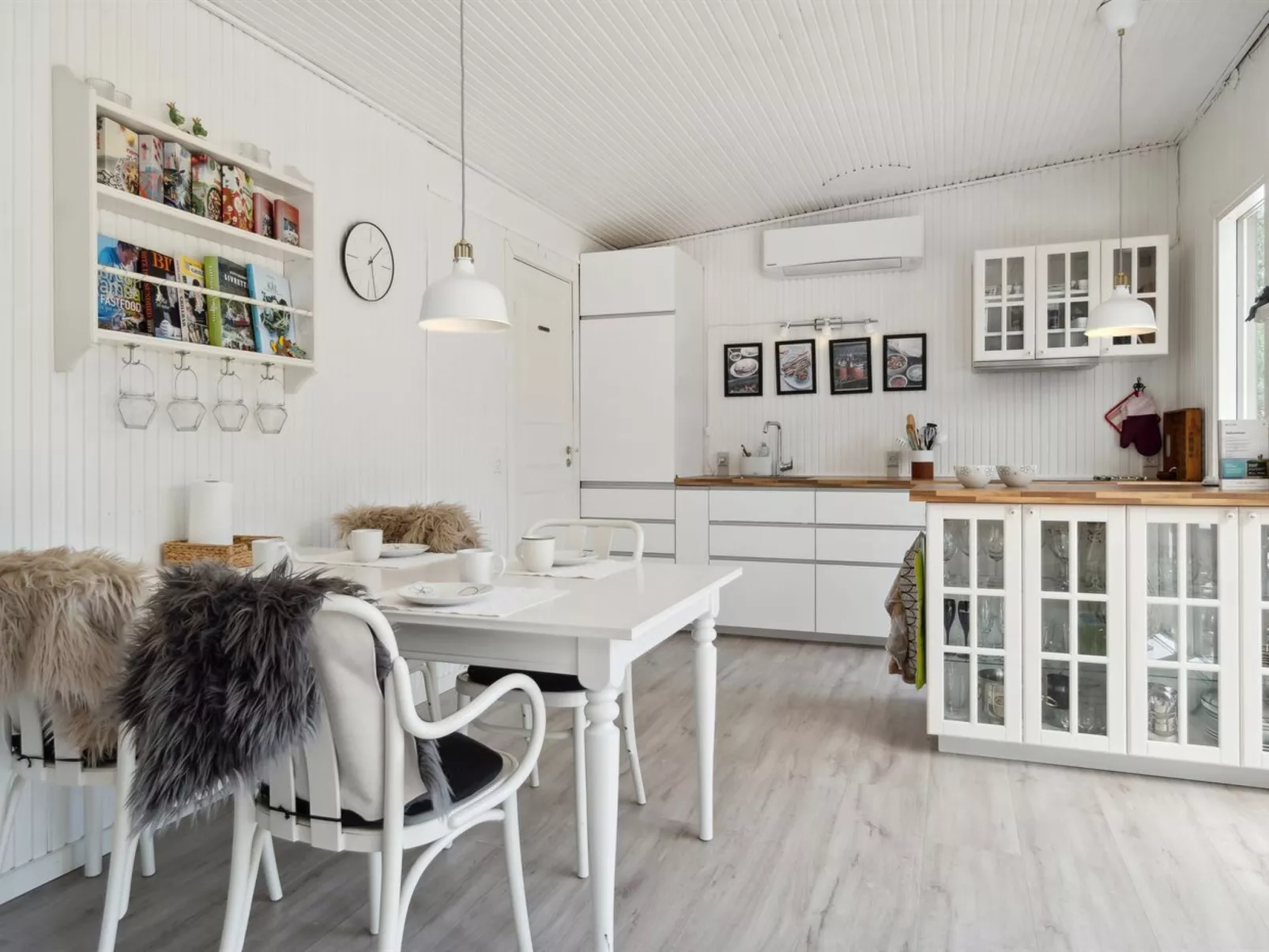 "Thorlak" - 860m from the sea-Binnen